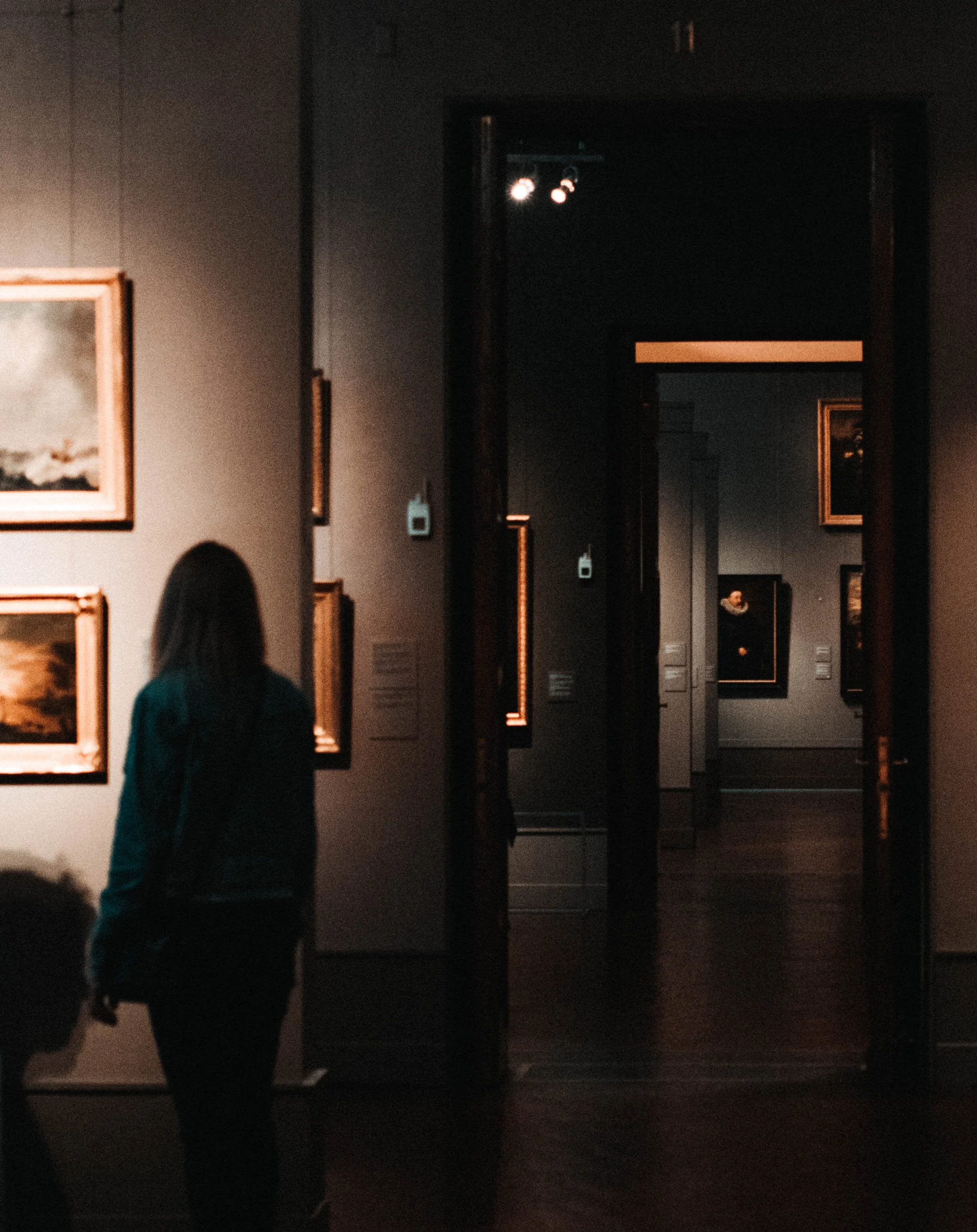 5 Tips For Your First Art Showing!