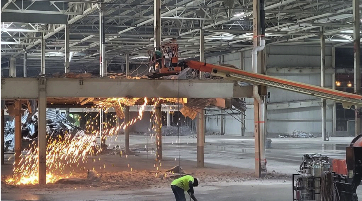 6 Labor Elevated Slab Demo.png