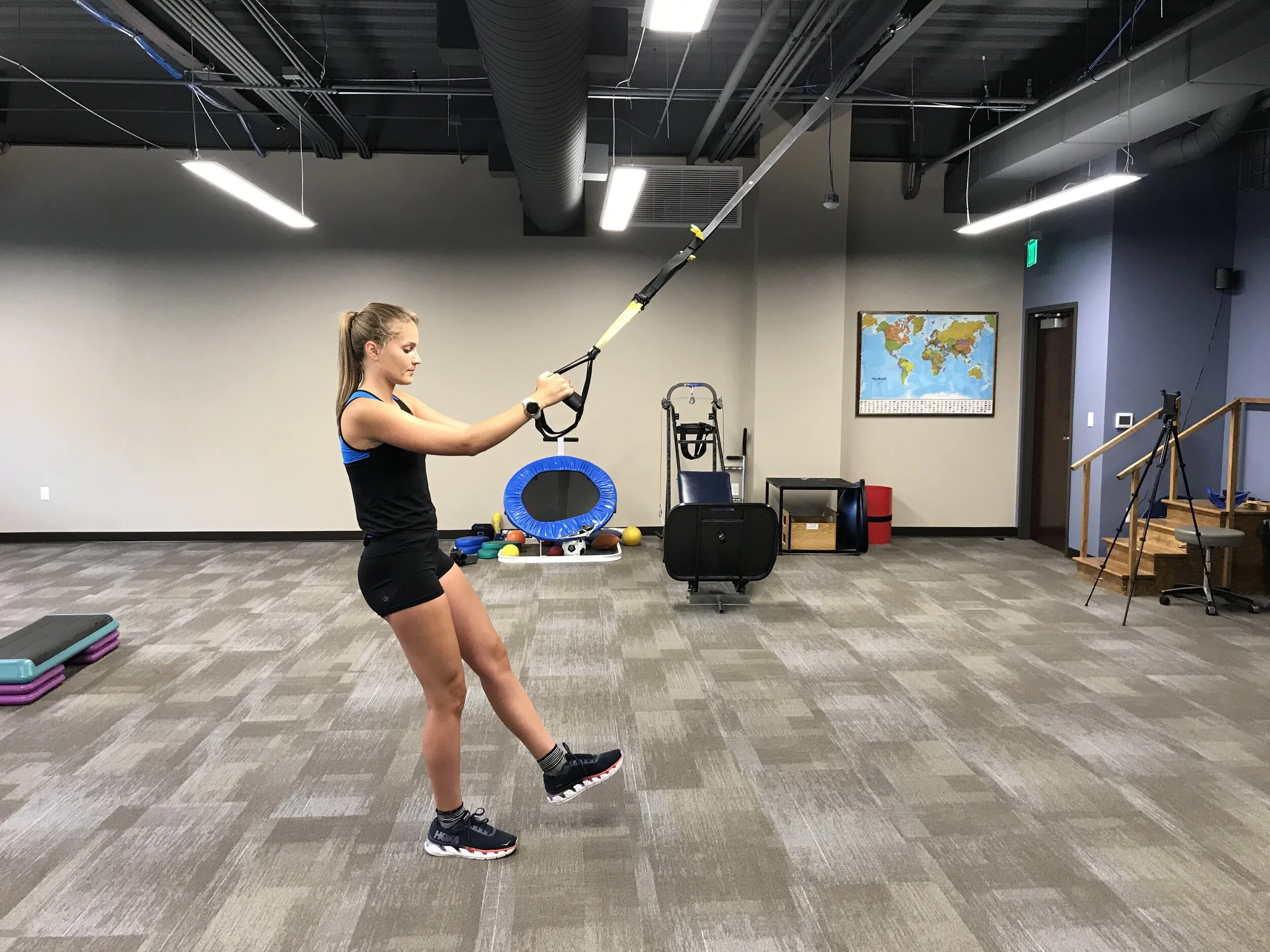 Sling Pistol Squat 1.jpeg