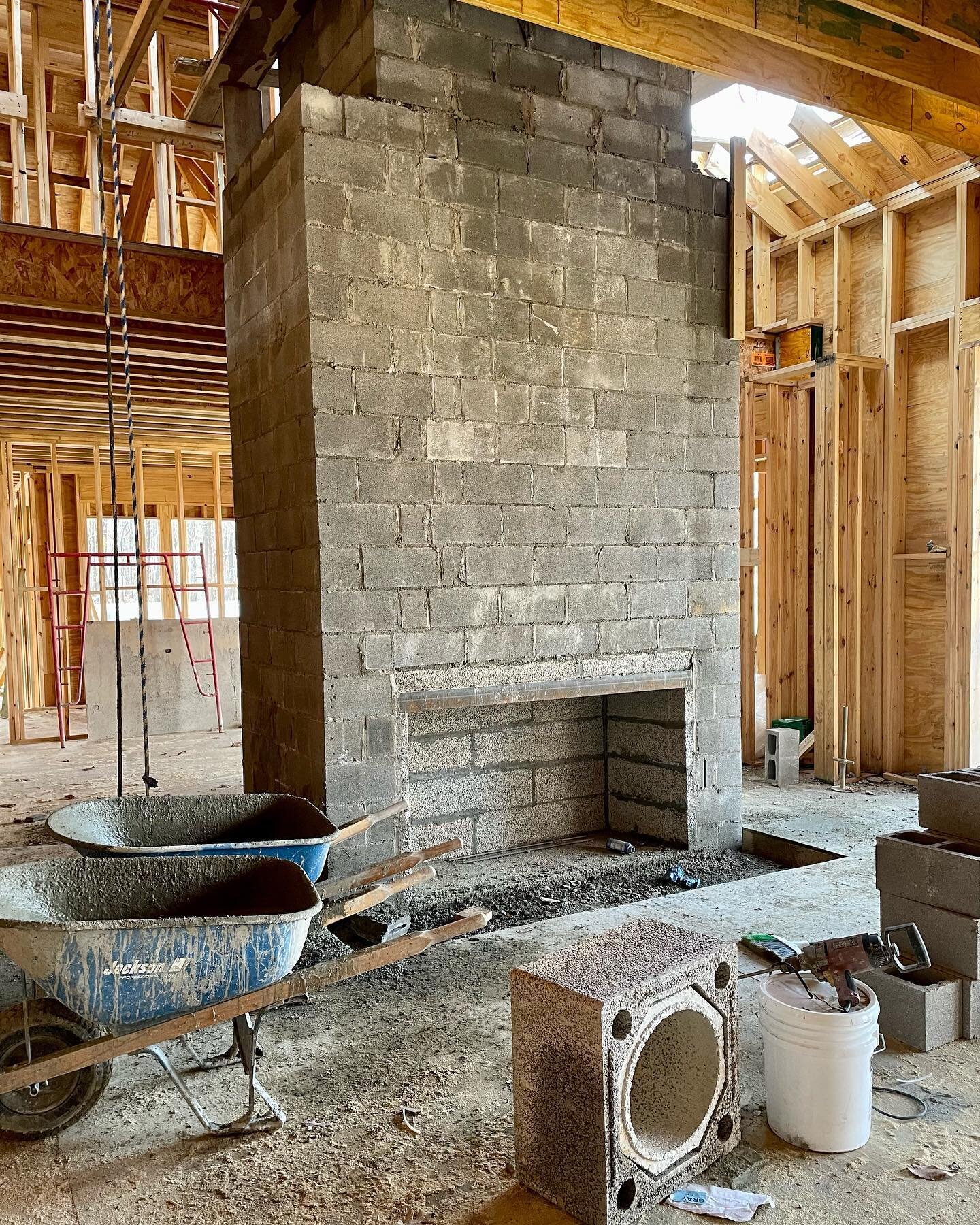 Framing is coming along on our Tudor project at Shoal Creek 🪵👷🏼&zwj;♀️🛠️
We are thrilled to watch this home come to life! ✨

#interiordesign #custom-homes #architecture #homedesign #construction #tudorhomes