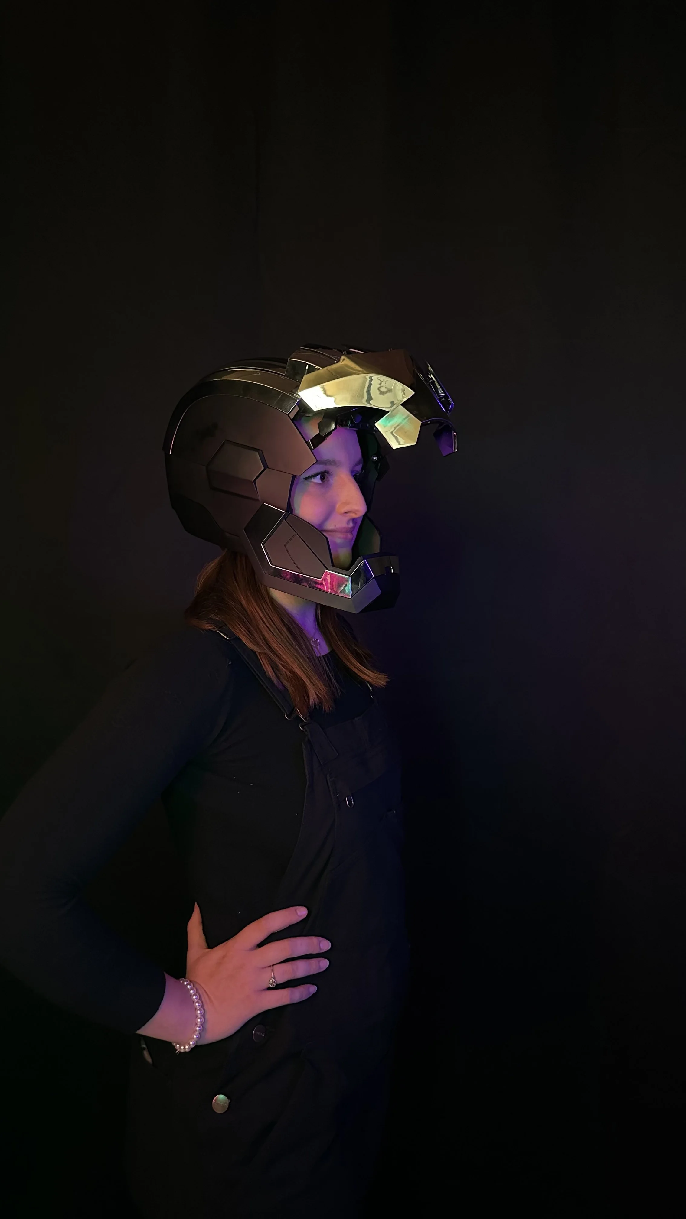 LES INDUSTRIELLES - casque robotisé - 03.jpeg