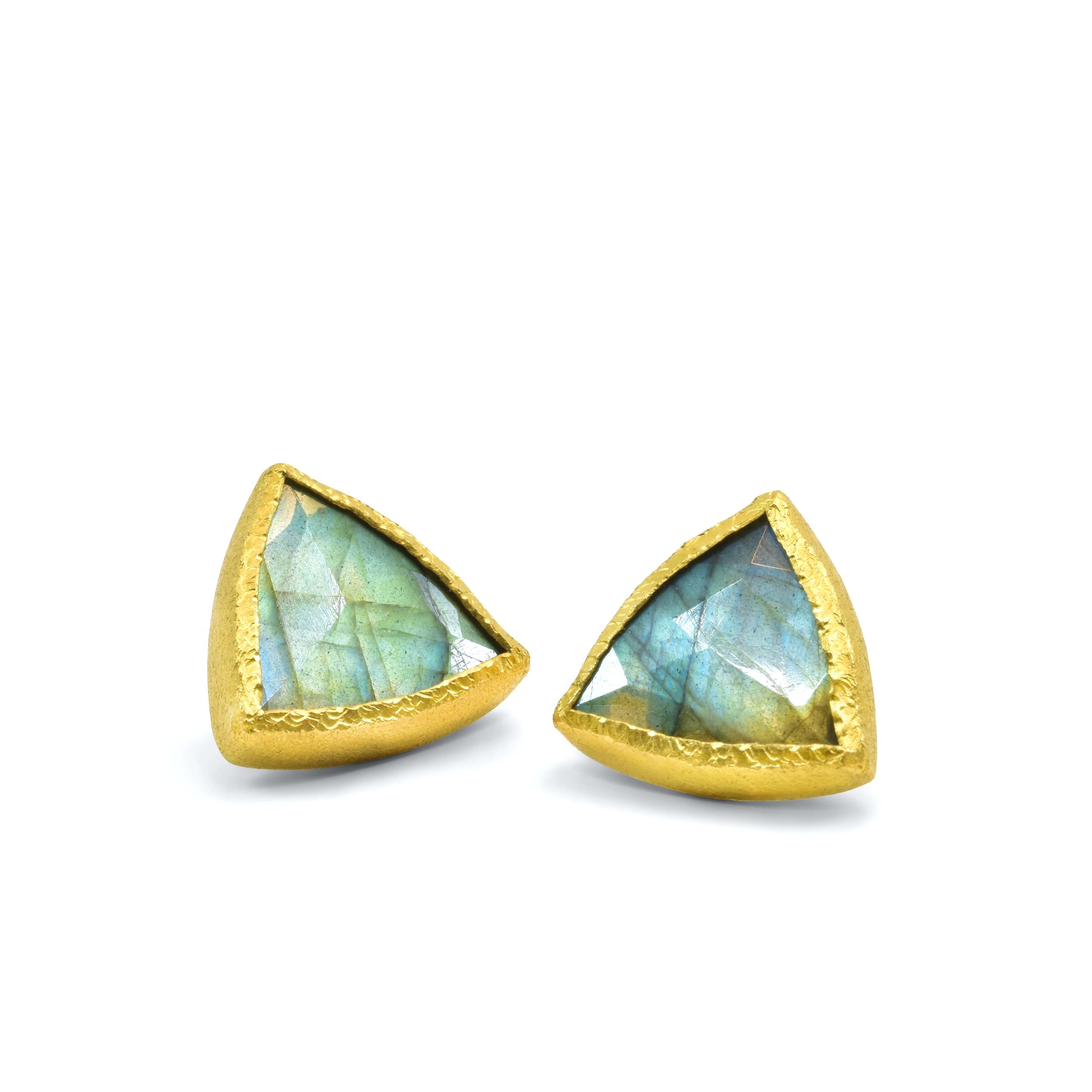 Labradorite+Triangle+Posts+11.jpg