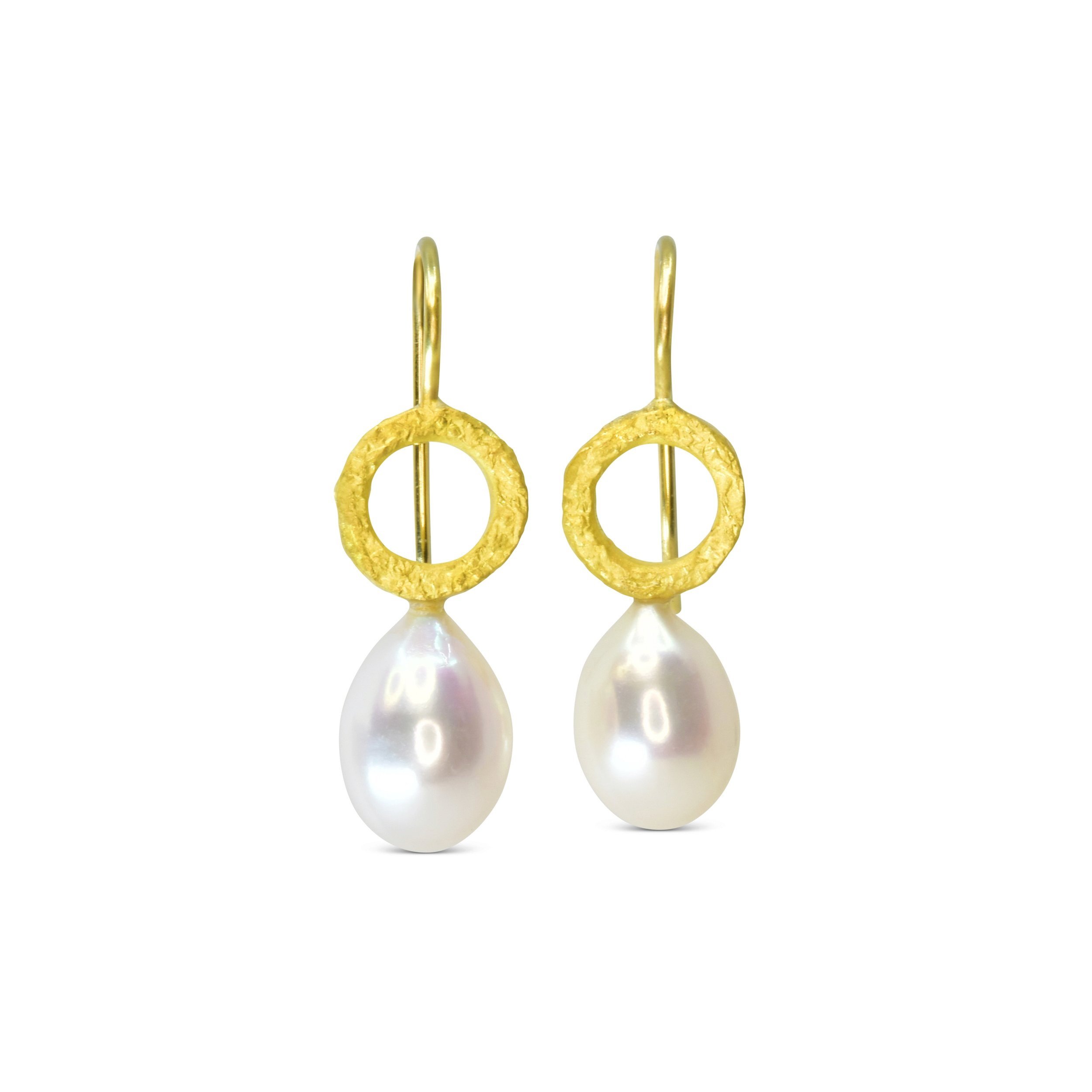 Circle Pearl Drops