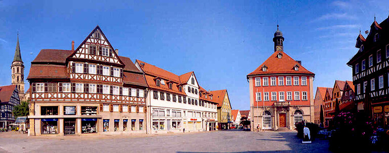 websmallSchorndorf-town-hall-2005.jpg