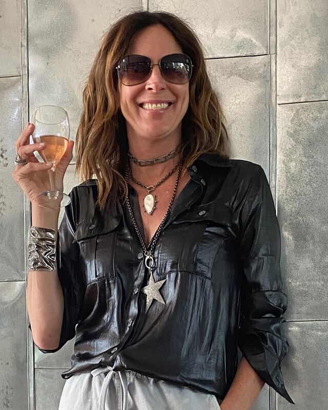 Style story by LM X Allison Daniel Designs ... check out the new story on my website where I got dressed and @allisondanield chose the jewelry.  Q &amp; A with Allison and a special gift too! CHEERS to the weekend. (Please if you have not read my sty