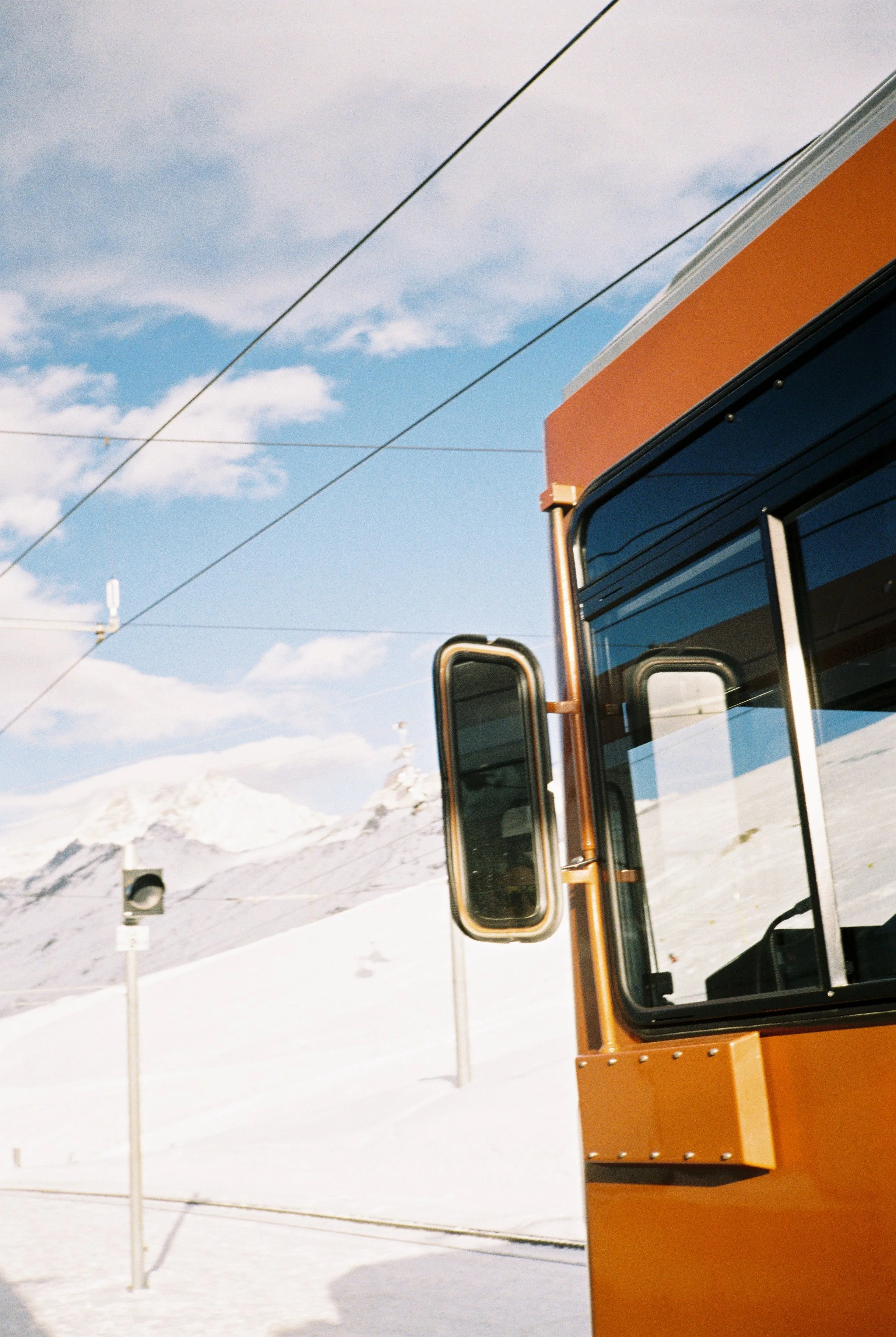 R1-01819-0006.JPG