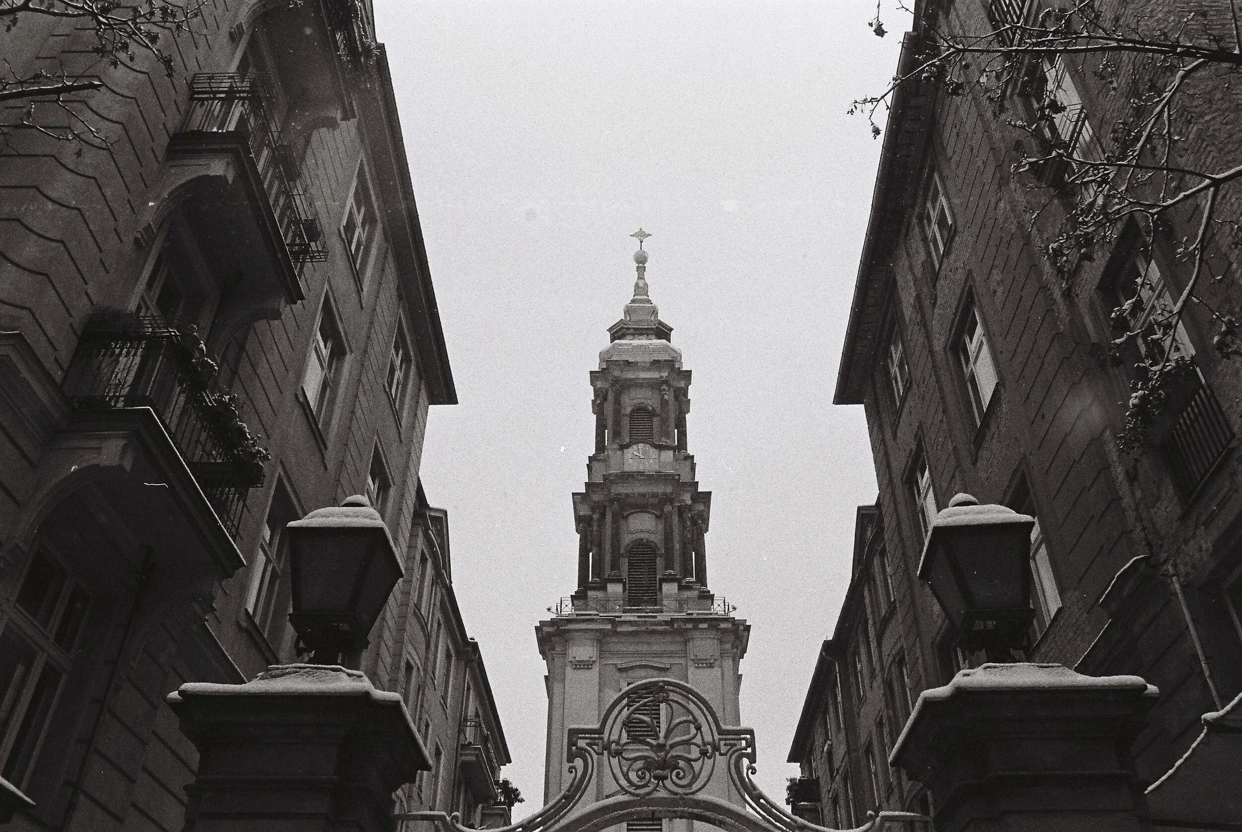 R1-05501-0019-01.jpeg