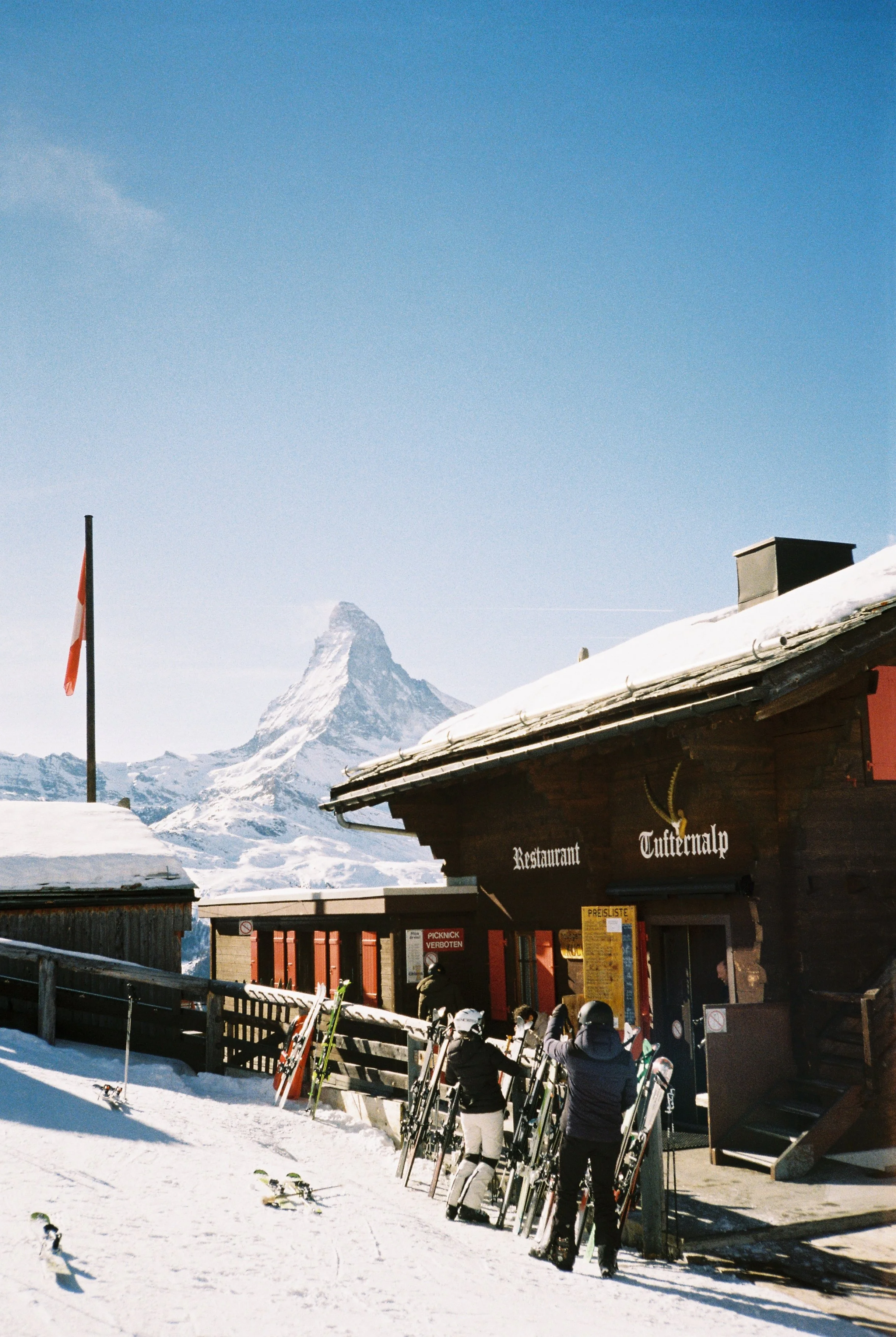 R1-01819-0035.JPG