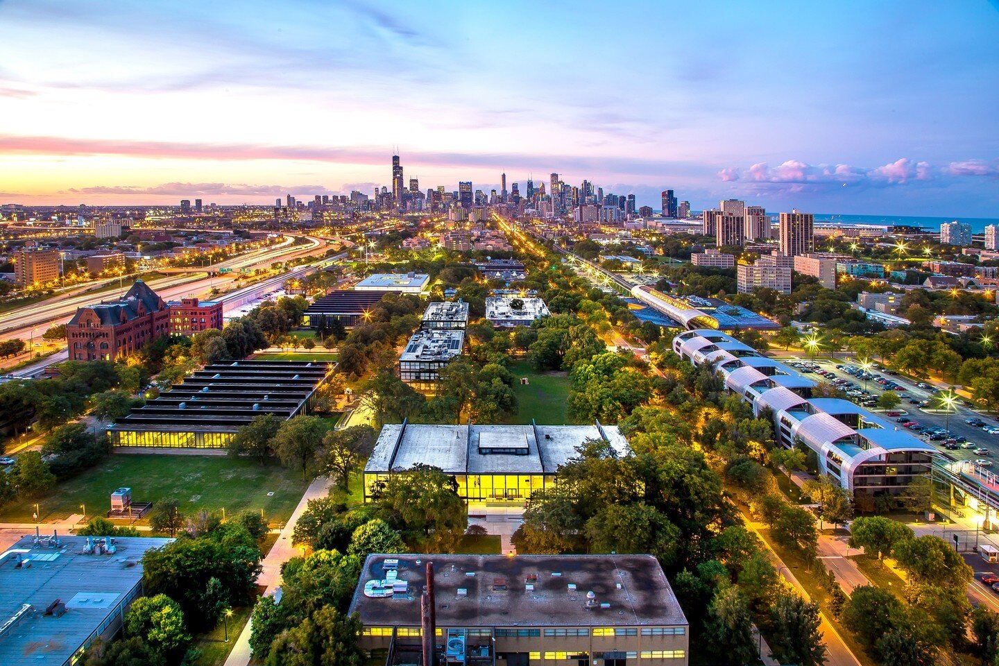 It's Member Monday, this week meet @IllinoisTech! ⚙️

In Illinois Tech's words:

🎖️ Illinois Tech is ranked #1 in Illinois and #23 in America&mdash;2024 Best Colleges in the U.S. (Wall Street Journal/College Pulse).

💰 Illinois Tech is ranked #32 i