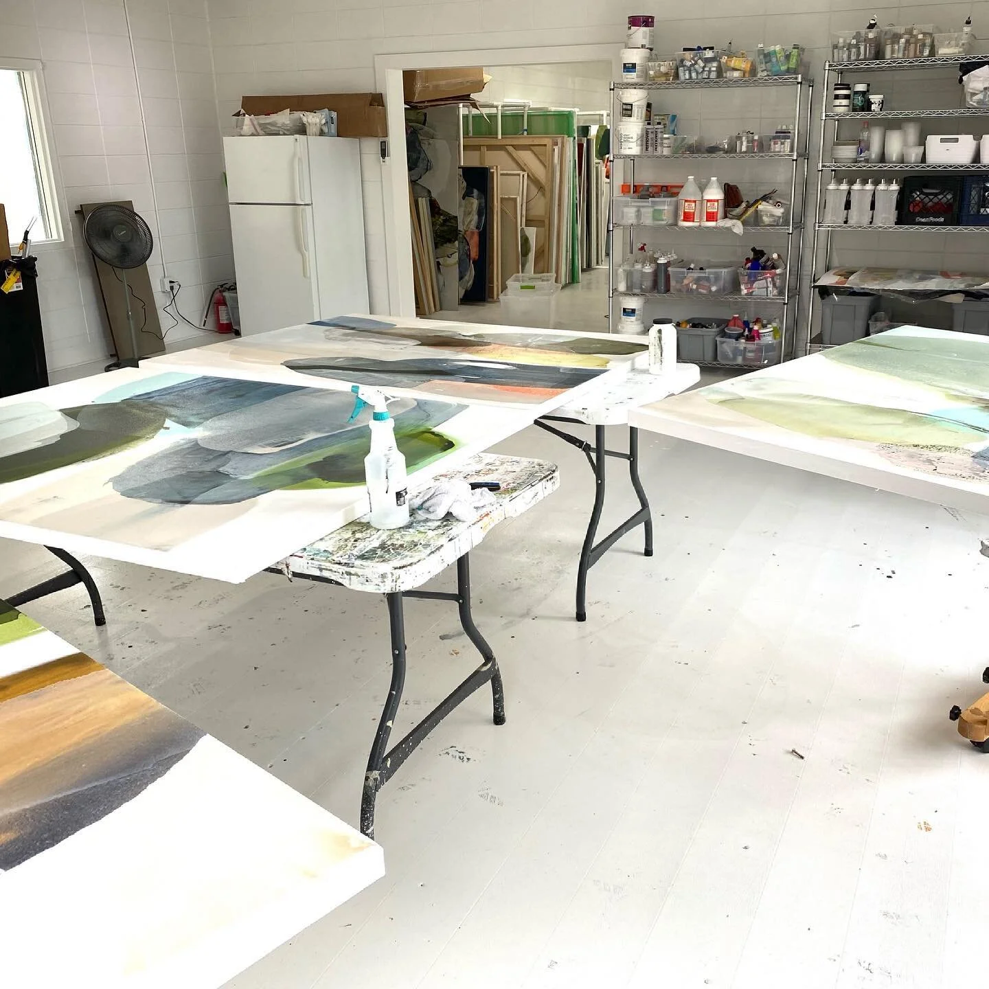 A new day, new episode, new arcs and new plot twists - thanks @shirmisu for those words. I am so excited about my new space and the organizational skills of @aesdallas &hellip;and the last picture is of my sweet precious rescue kitty Suki - because w