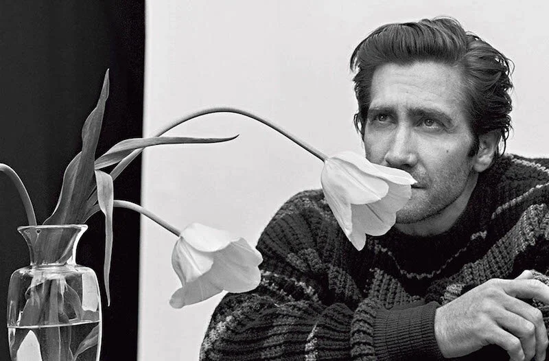 Jake-Gyllenhaal-covers-L’Uomo-Vogue-July-2019-by-Josh-Olins-2.jpg