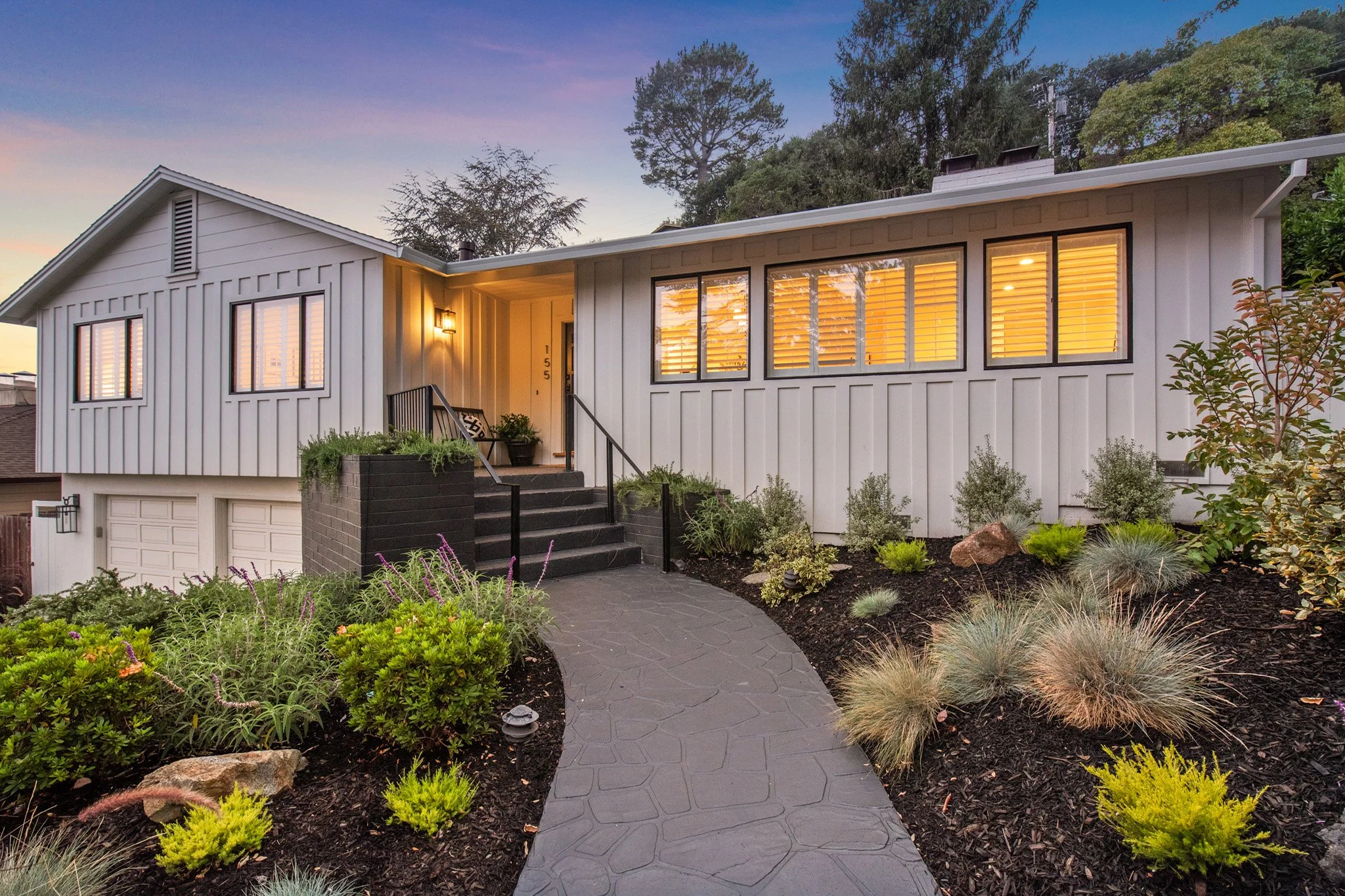 Impressive Mid-Century Greenbrae Beauty