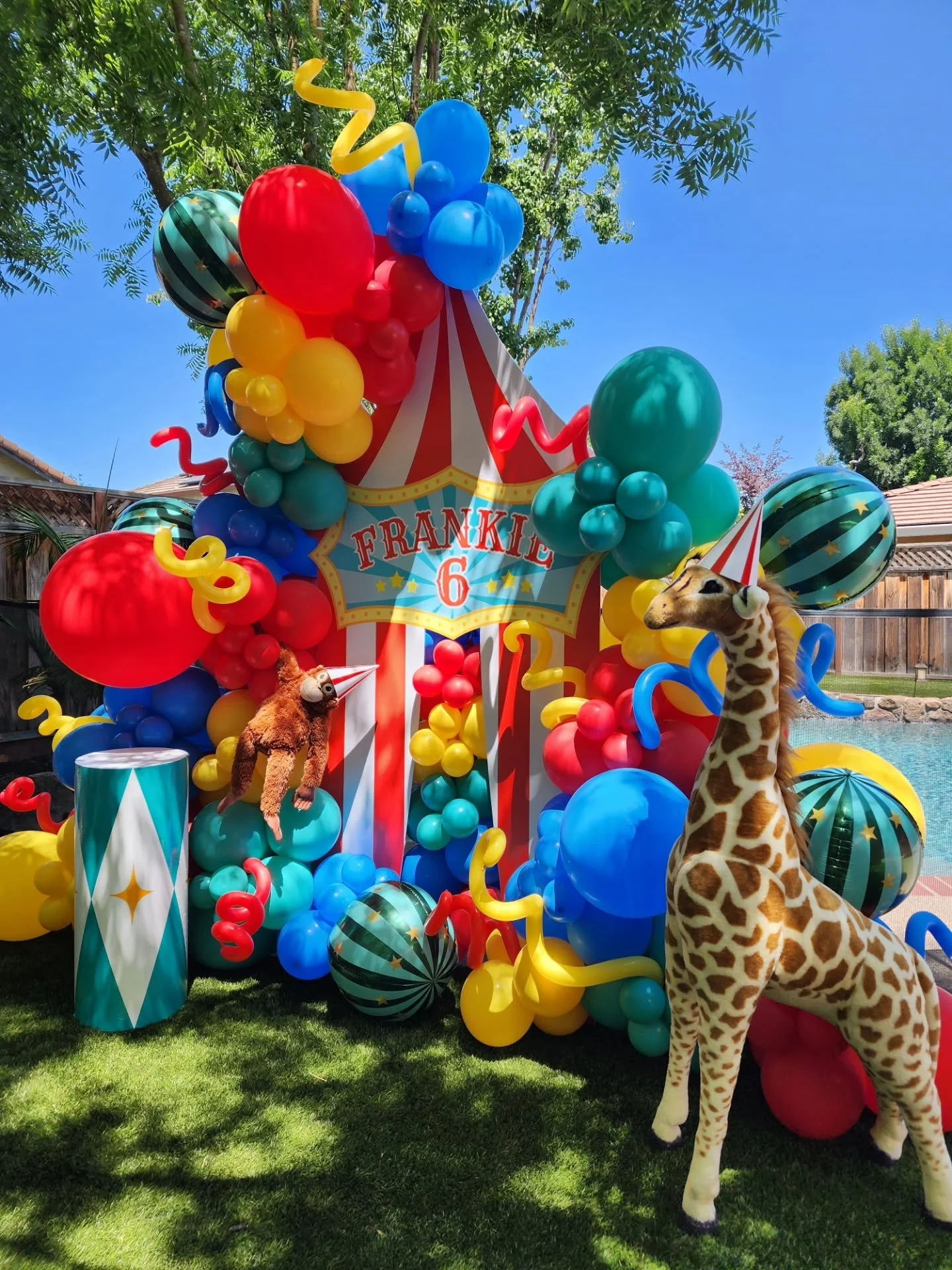 A colorful and fun-filled Carnival theme birthday for Frankie's 6th! 🥳