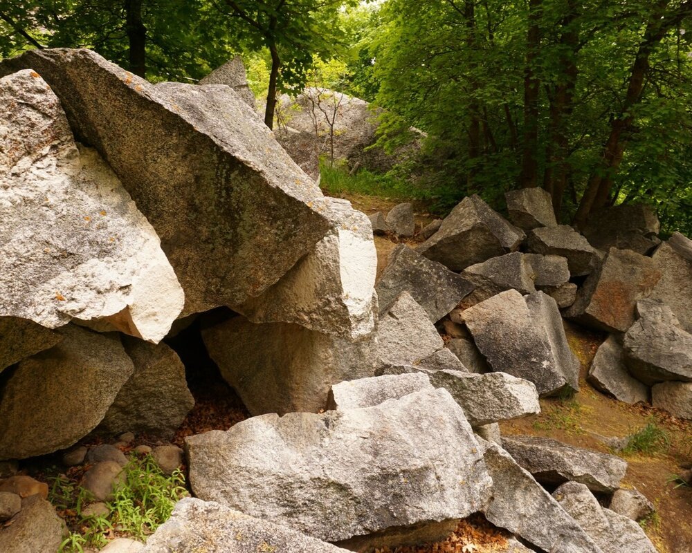 Granite Rocks used to build Salt Lake Temple - Utah hiking trail in Little Cottonwood Canyon