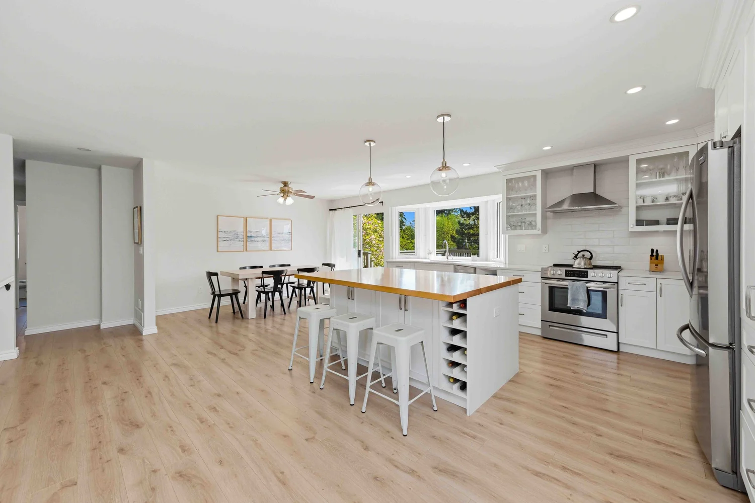 16162 8A Ave photo 9