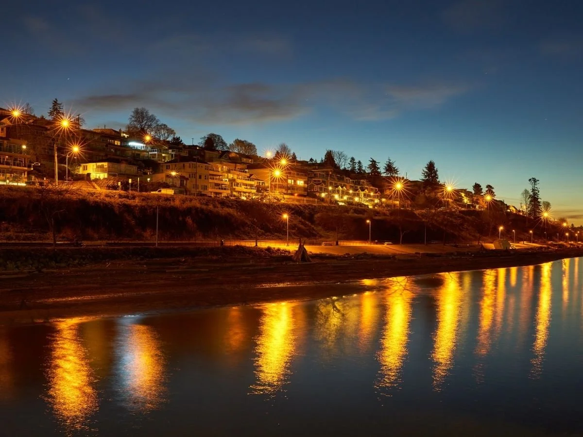 303 15165 Marine Drive photo 23
