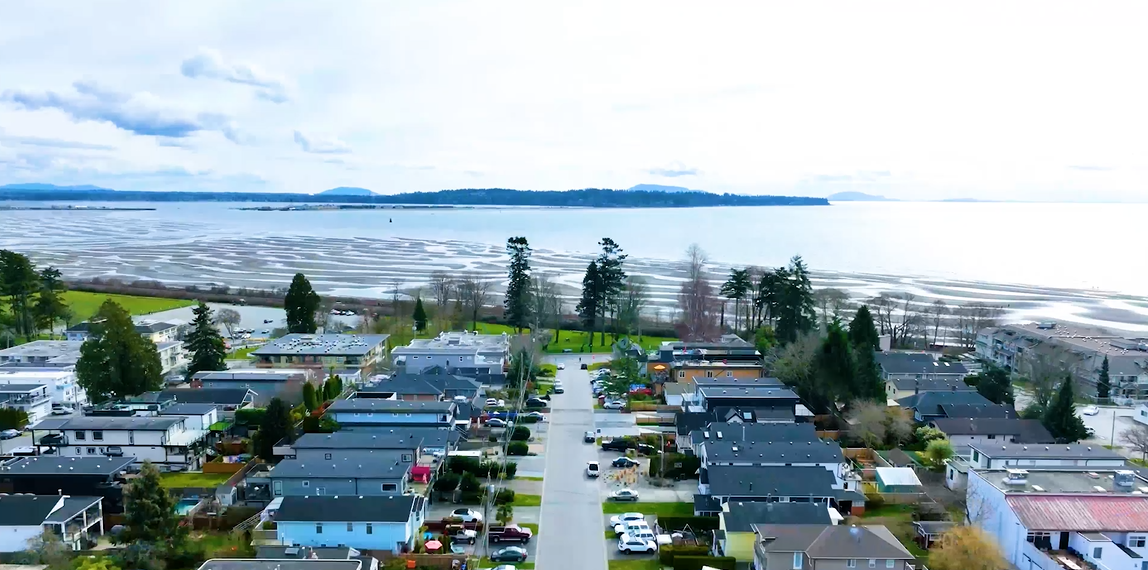 942 Lee Street, White Rock