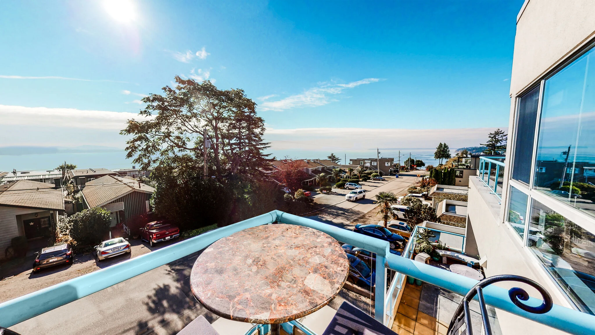 Just Listed: Gorgeous White Rock Condo with Fantastic Ocean views