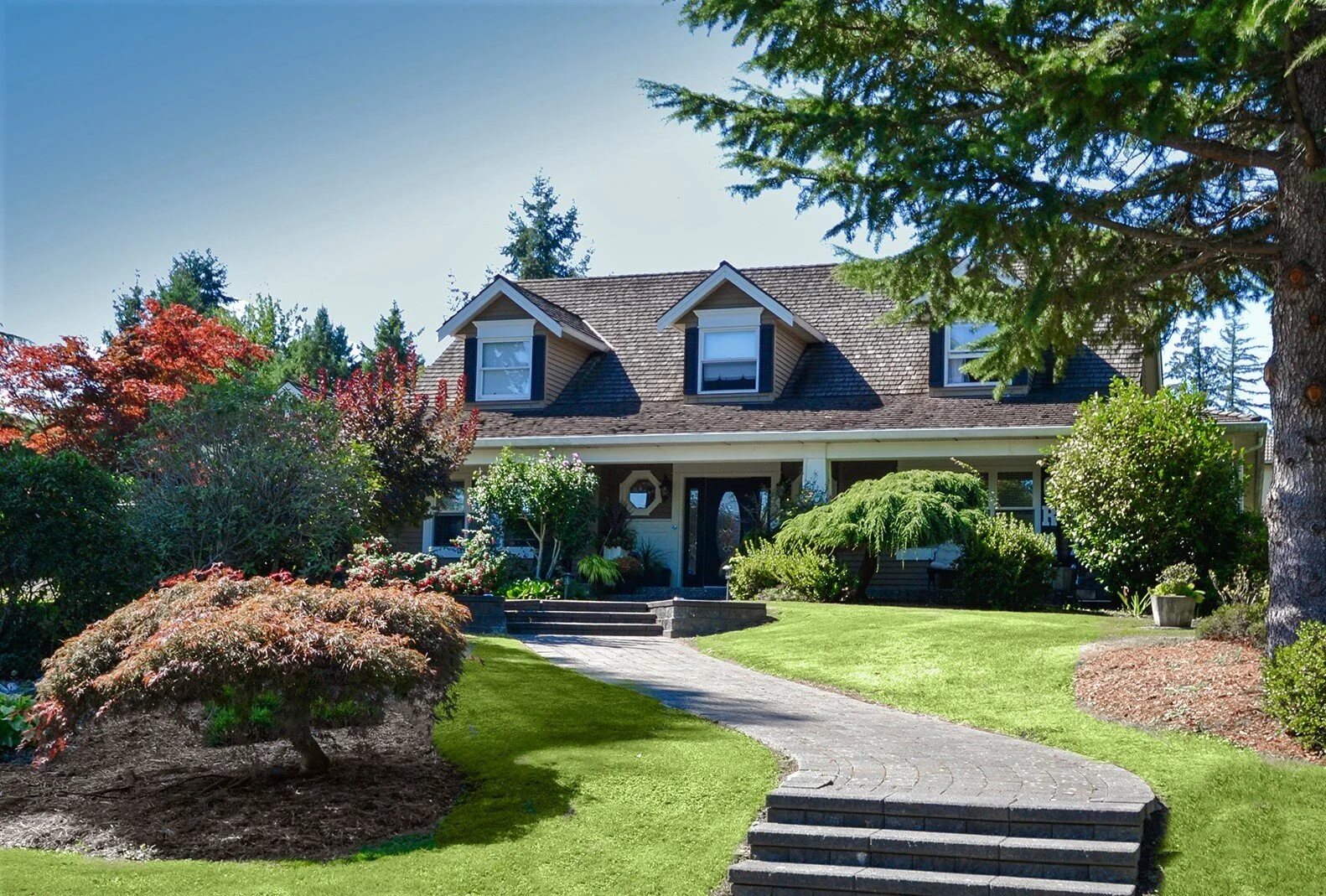 JUST LISTED: Absolutely Stunning Home On a Beautiful Private Acre in Fantastic Location