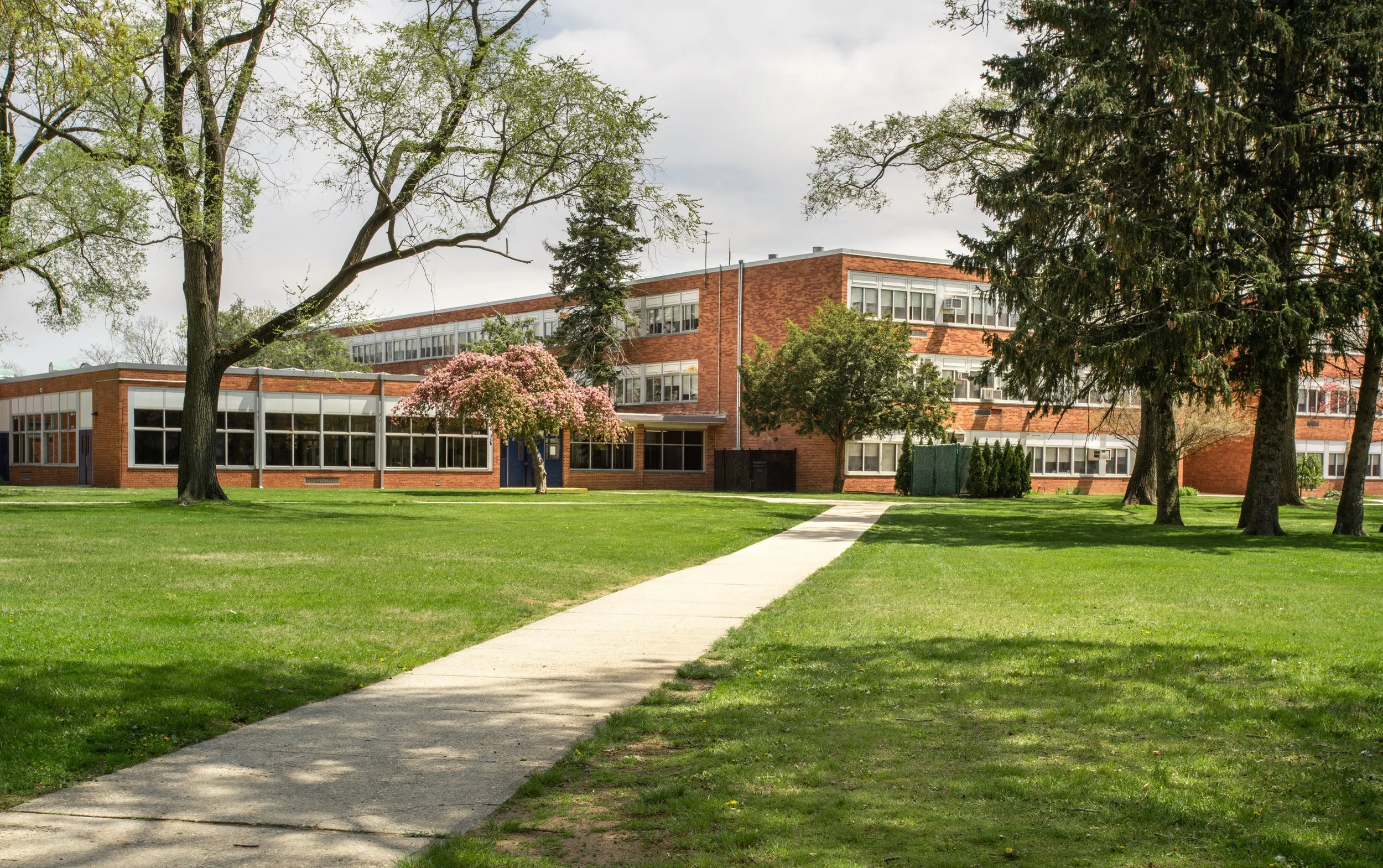 The Impact of School Districts on Property Value: A Close Look at White Rock and South Surrey