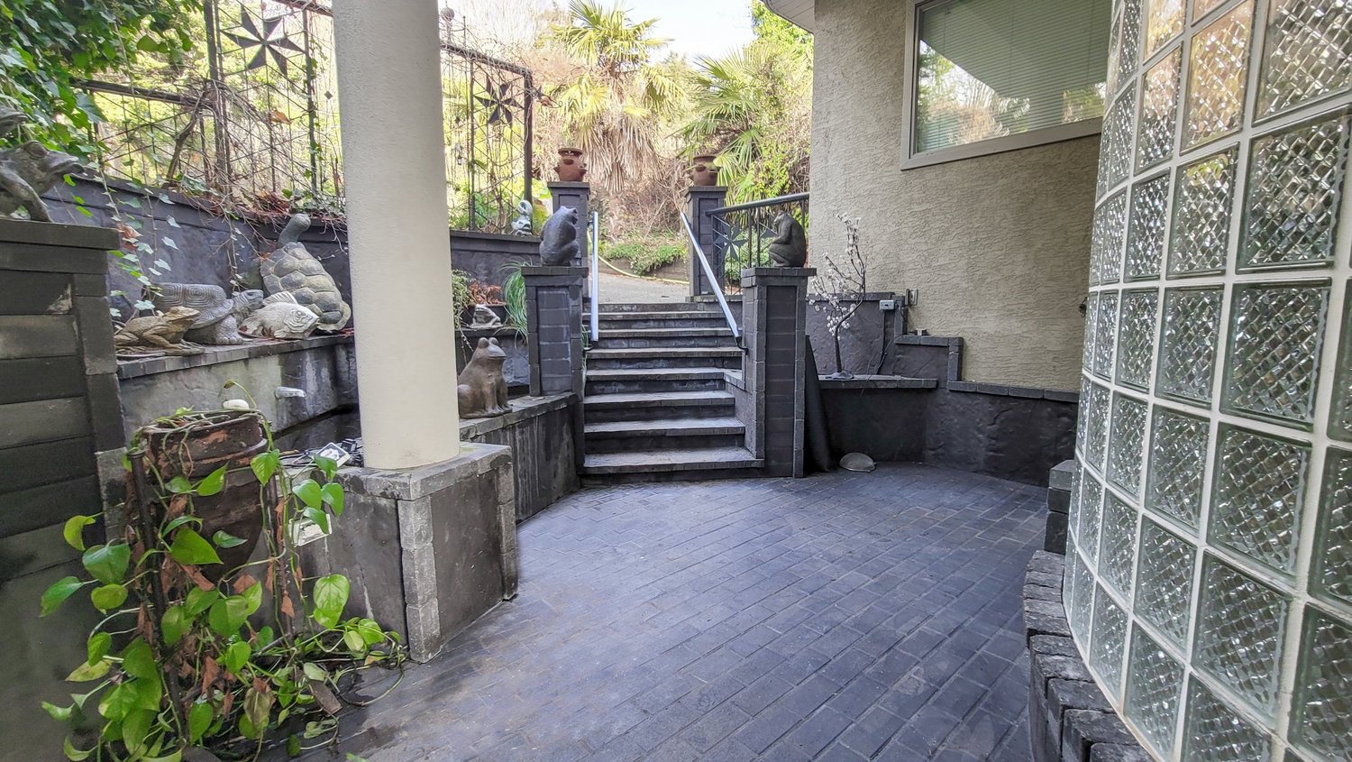 14937 Blackwood Lane, White Rock photo 36