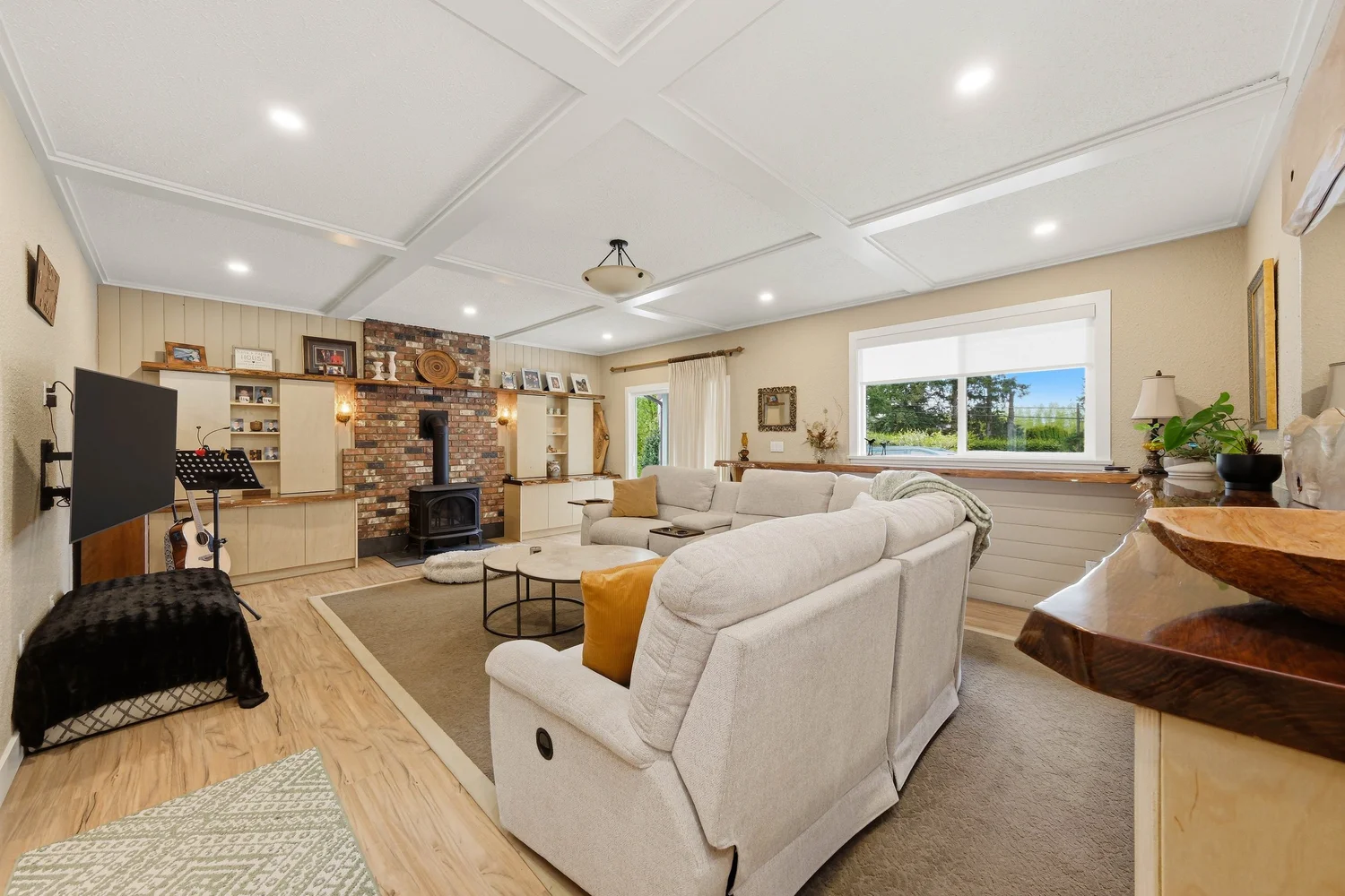 23541 24 ave photo 15
