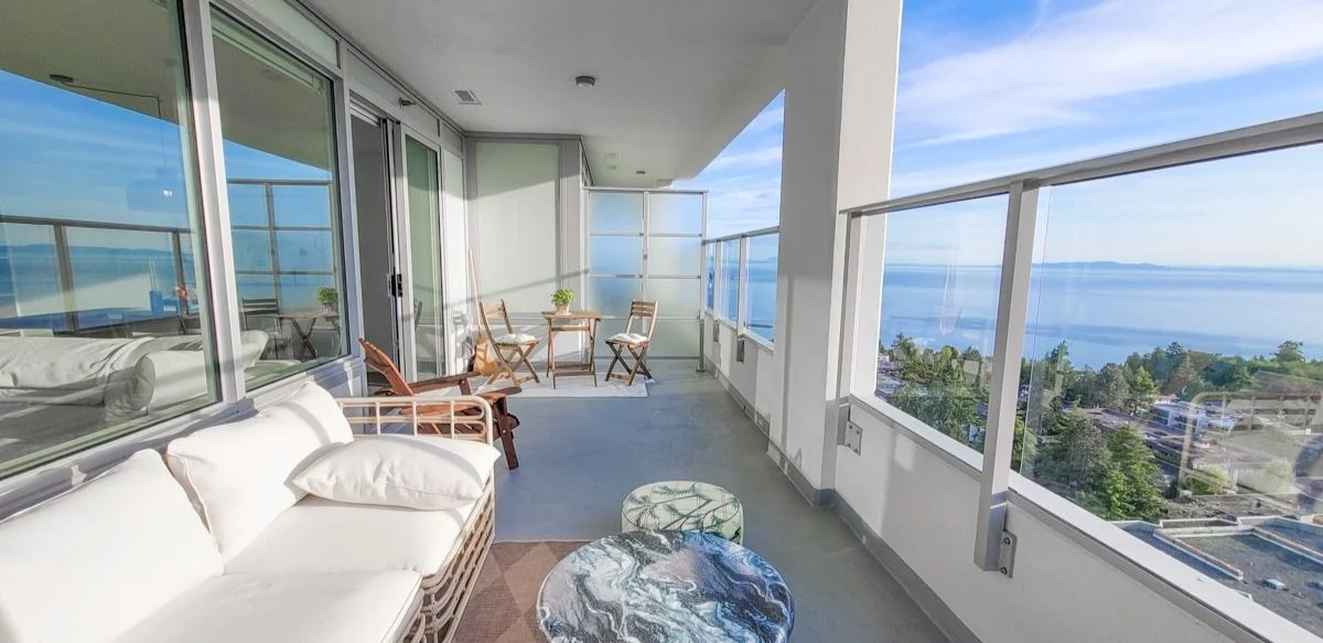 Just Listed: Luxury Sub-Penthouse at Miramar Village