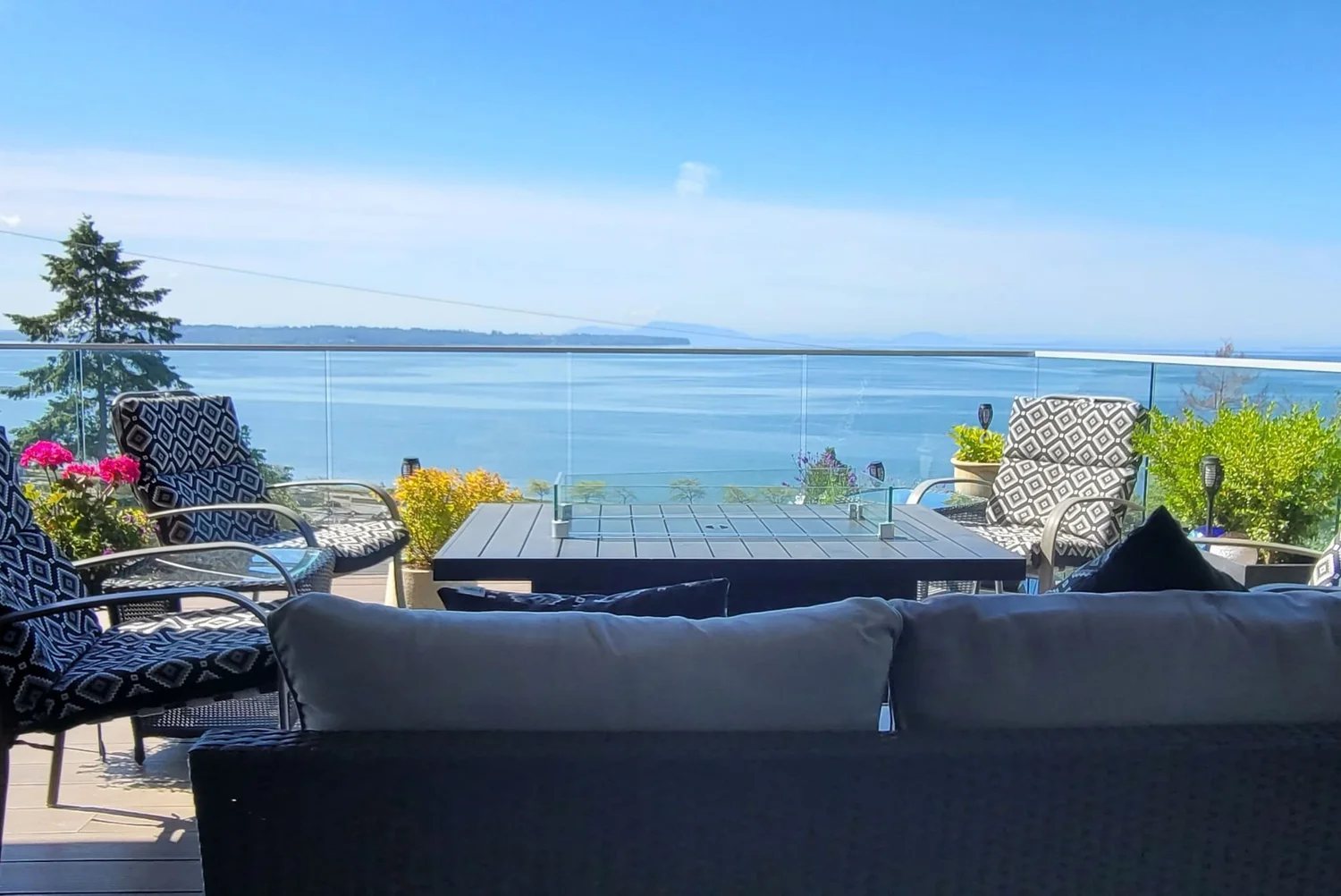 14717 Upper Roper Ave, White Rock