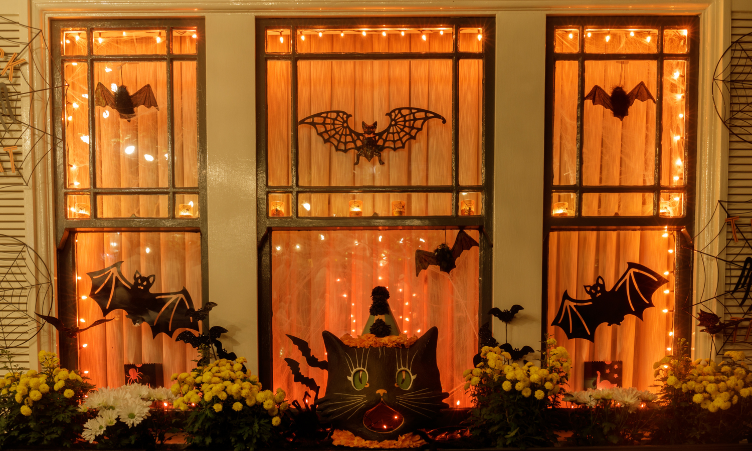 How to Be Spooky and Safe this Halloween