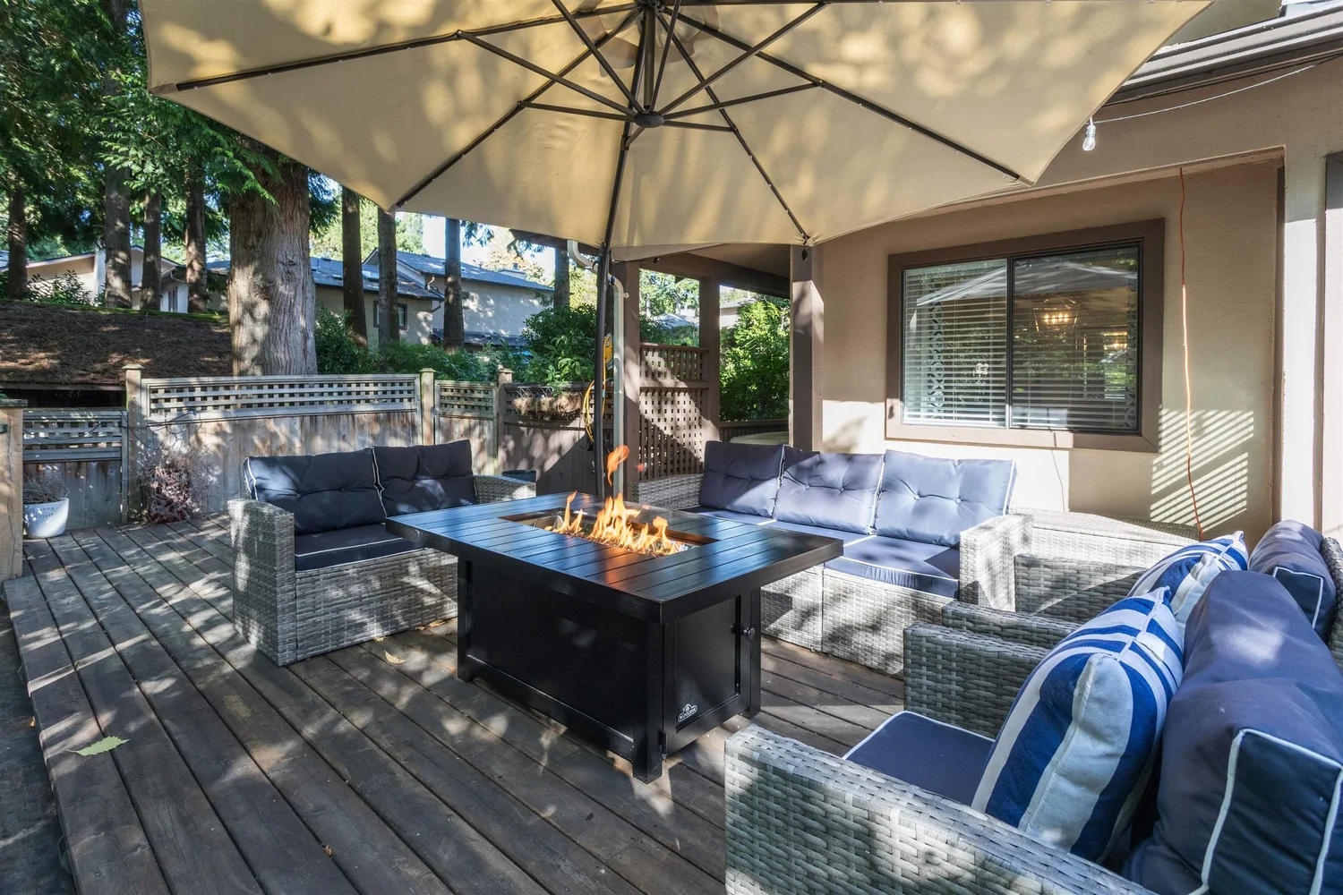 103 12743 16 Ave, South Surrey