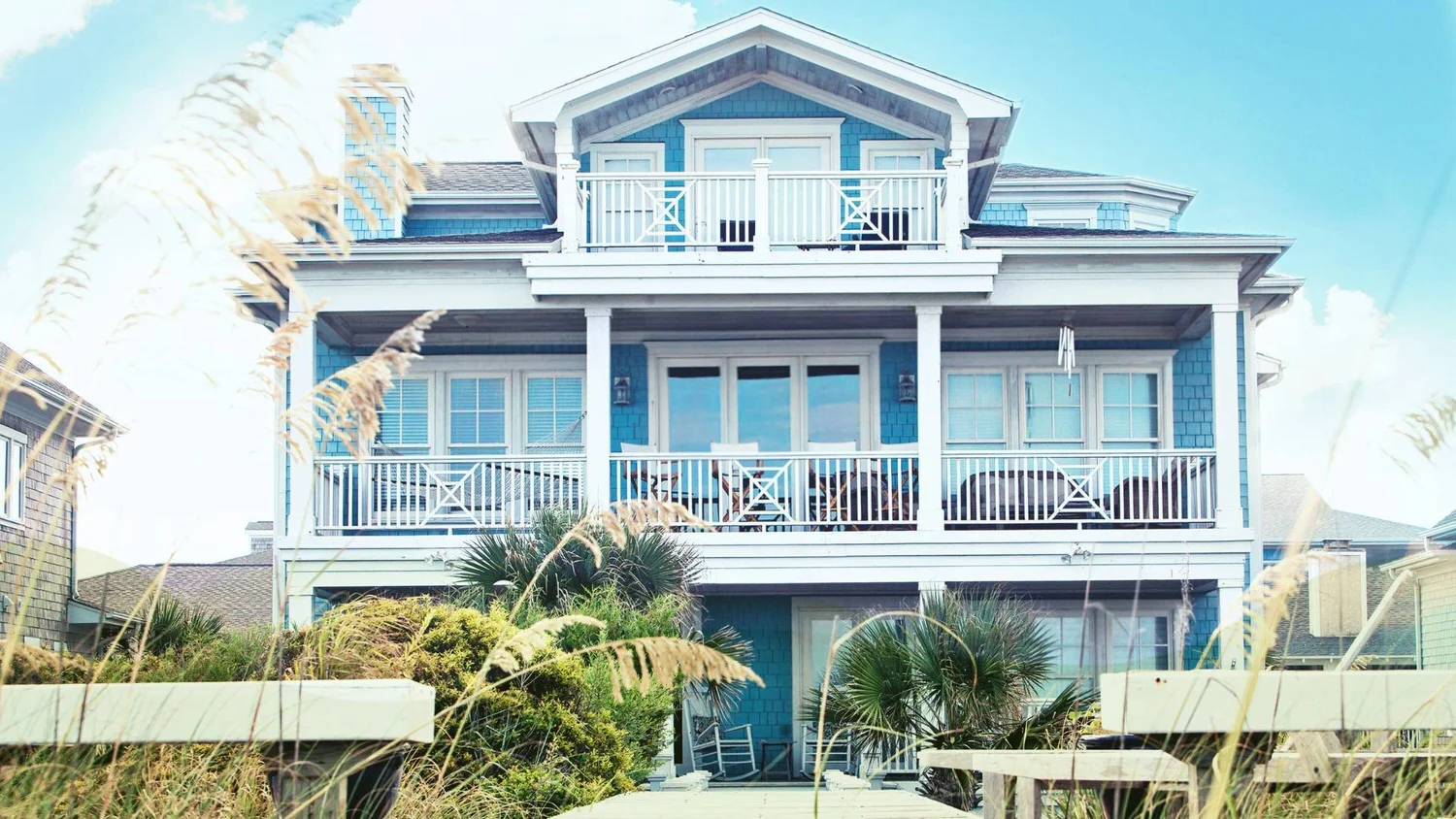 Exploring Architectural Styles in White Rock Real Estate