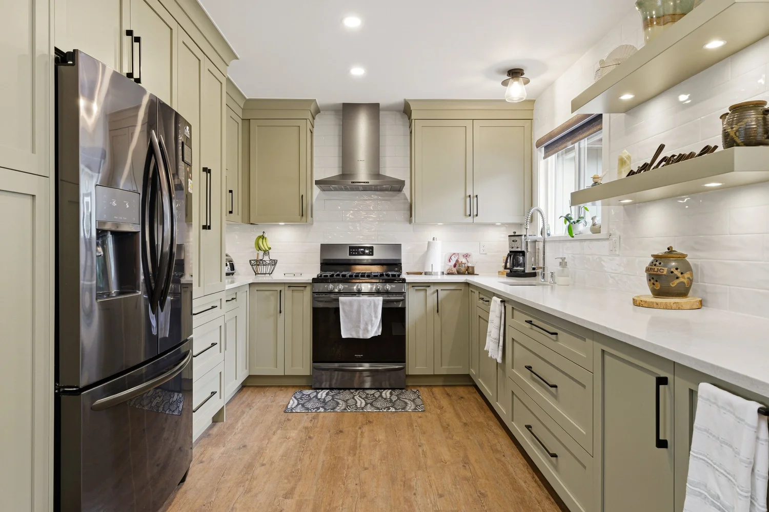 23541 24 ave photo 11
