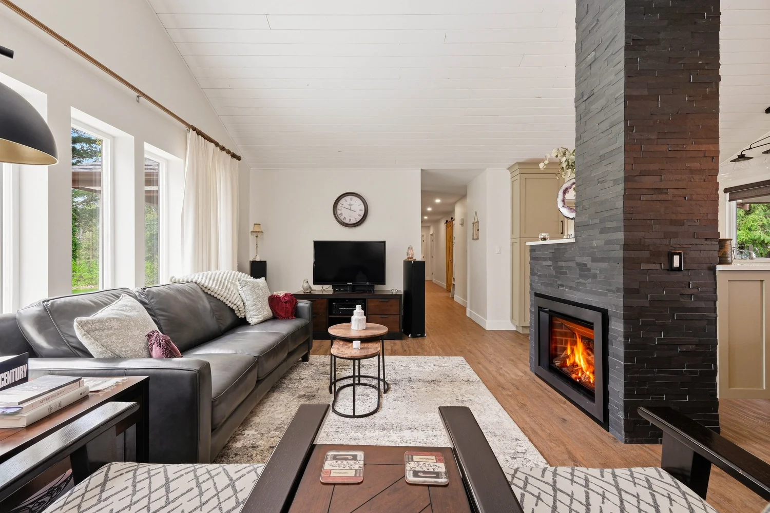 23541 24 ave photo 5