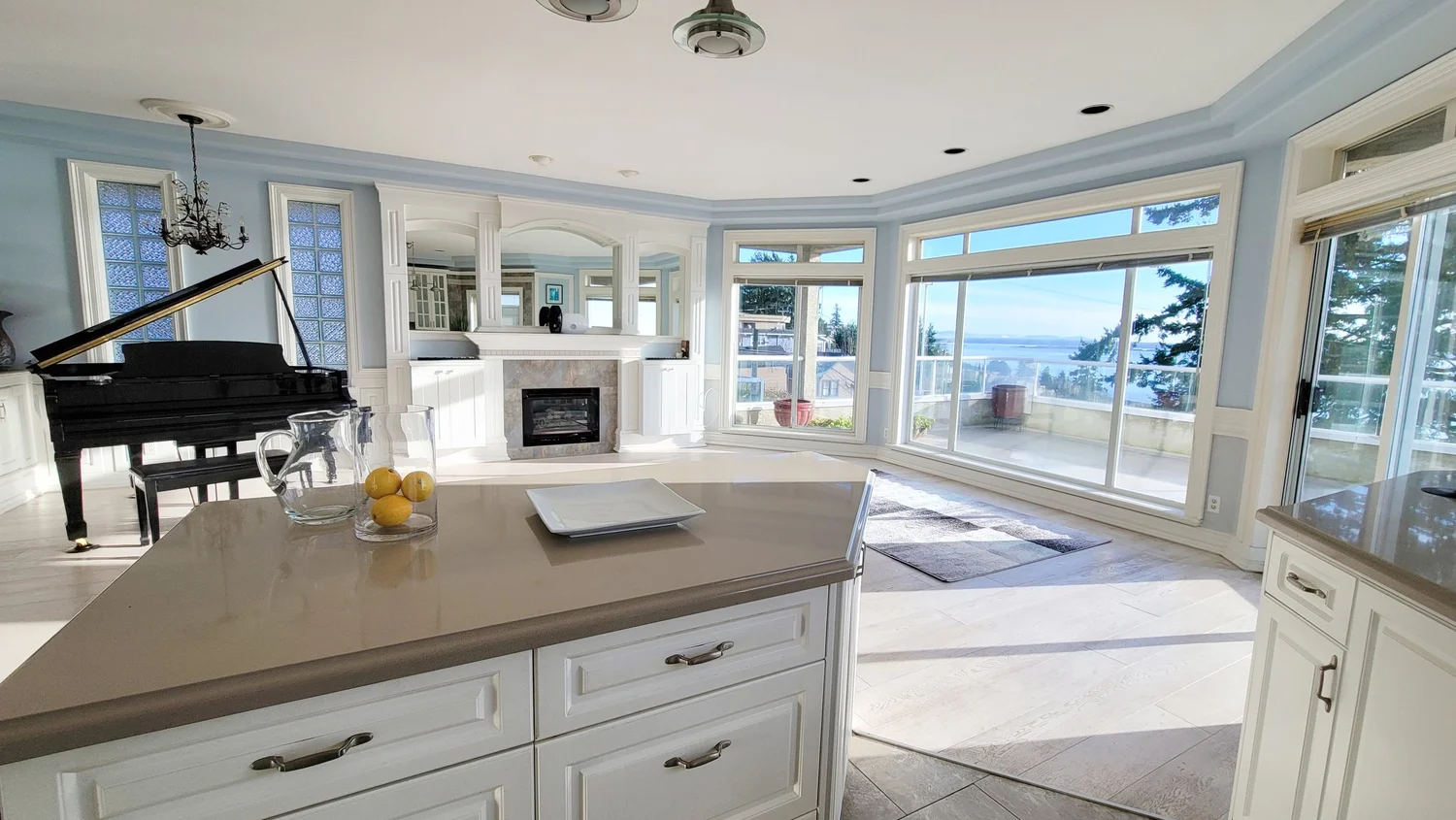 14937 Blackwood Lane, White Rock photo 14