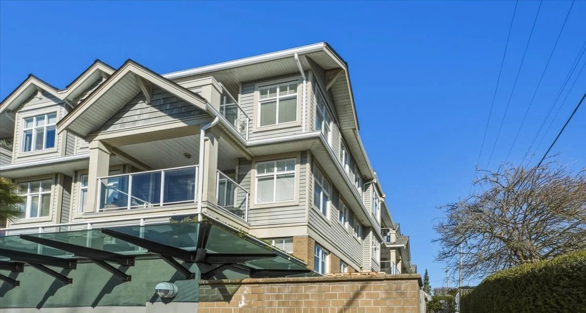 Sneak Peek: A Designer Unit on East Beach, White Rock