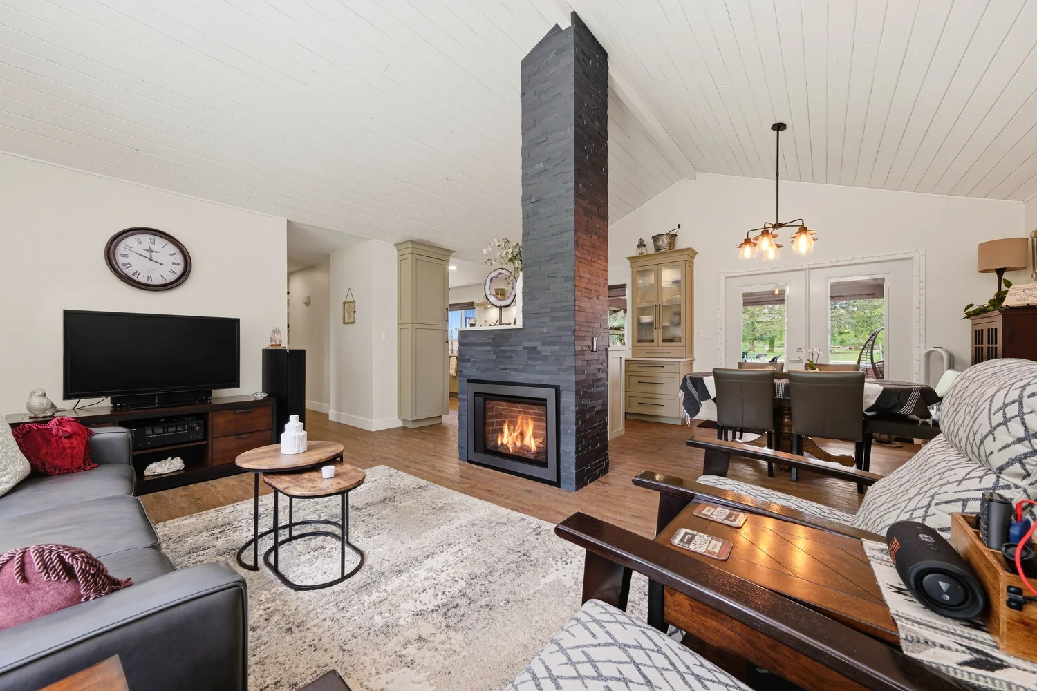 23541 24 ave photo 6