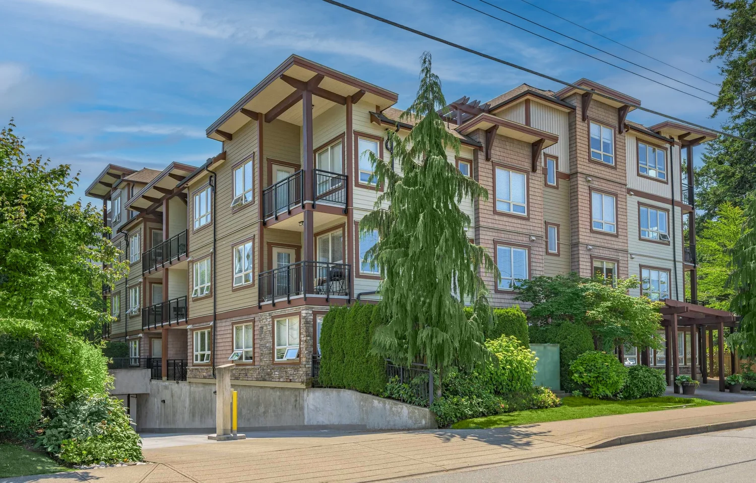 403 15268 18th Avenue, South Surrey