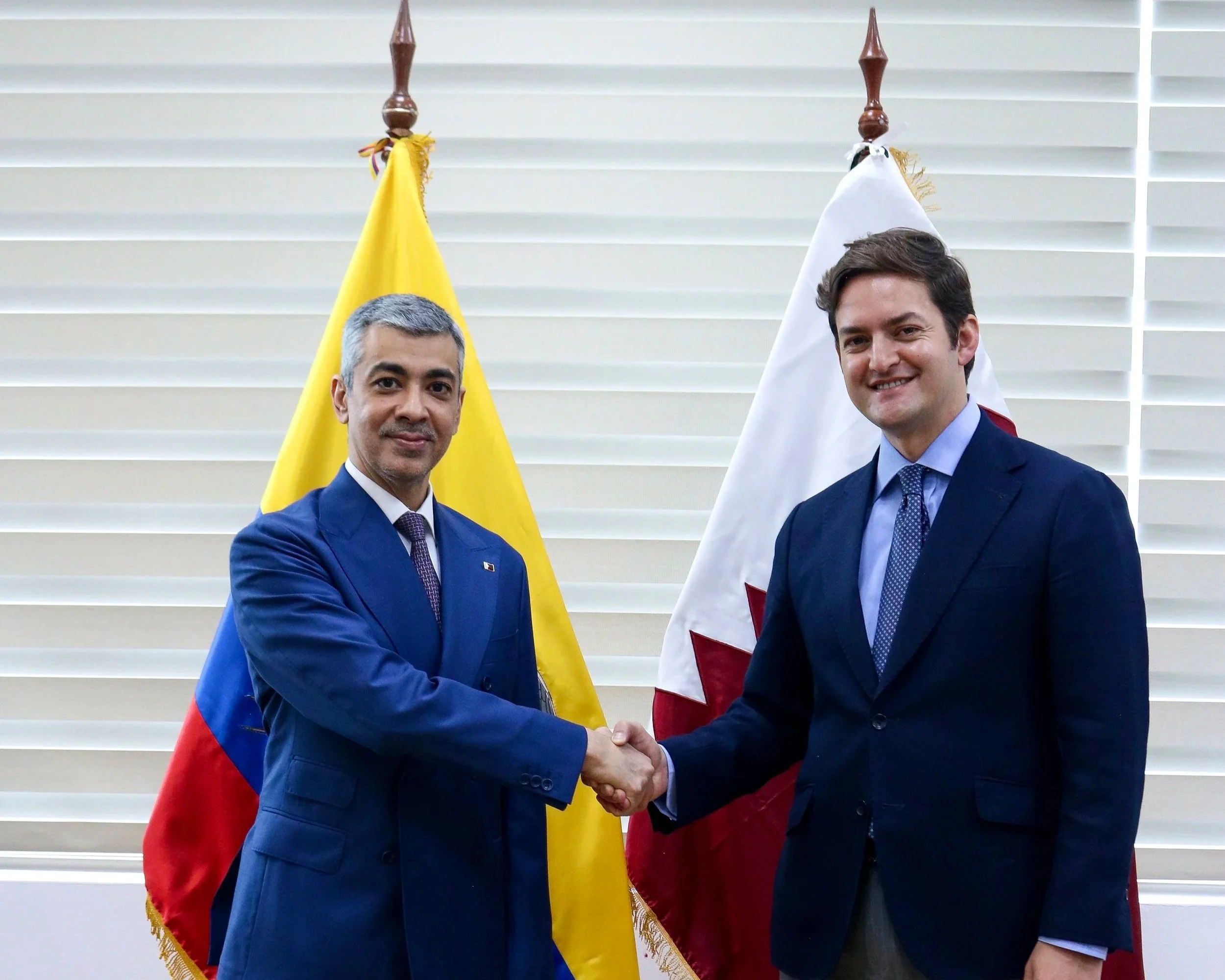 El Presidente encargado de la Asamblea Nacional, Esteban Torres Cobo, recibió en visita protocolaria al embajador del Estado de Qatar, Fahad Ahmad Jassim Al-Hamar.