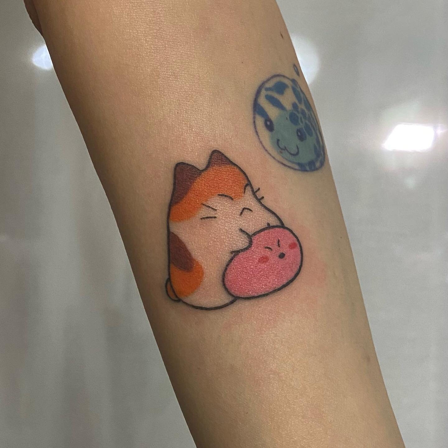 Kirb &amp; ghibli tats from the recent-ish flash days @strangemmmaker and I did :) Tysm to everyone that came out we are excited to do more like thissssss!
.
.
.
#vancouvertattoo #vancouvertattooartist  #vancouver #qttr #queertattooartist #contempora