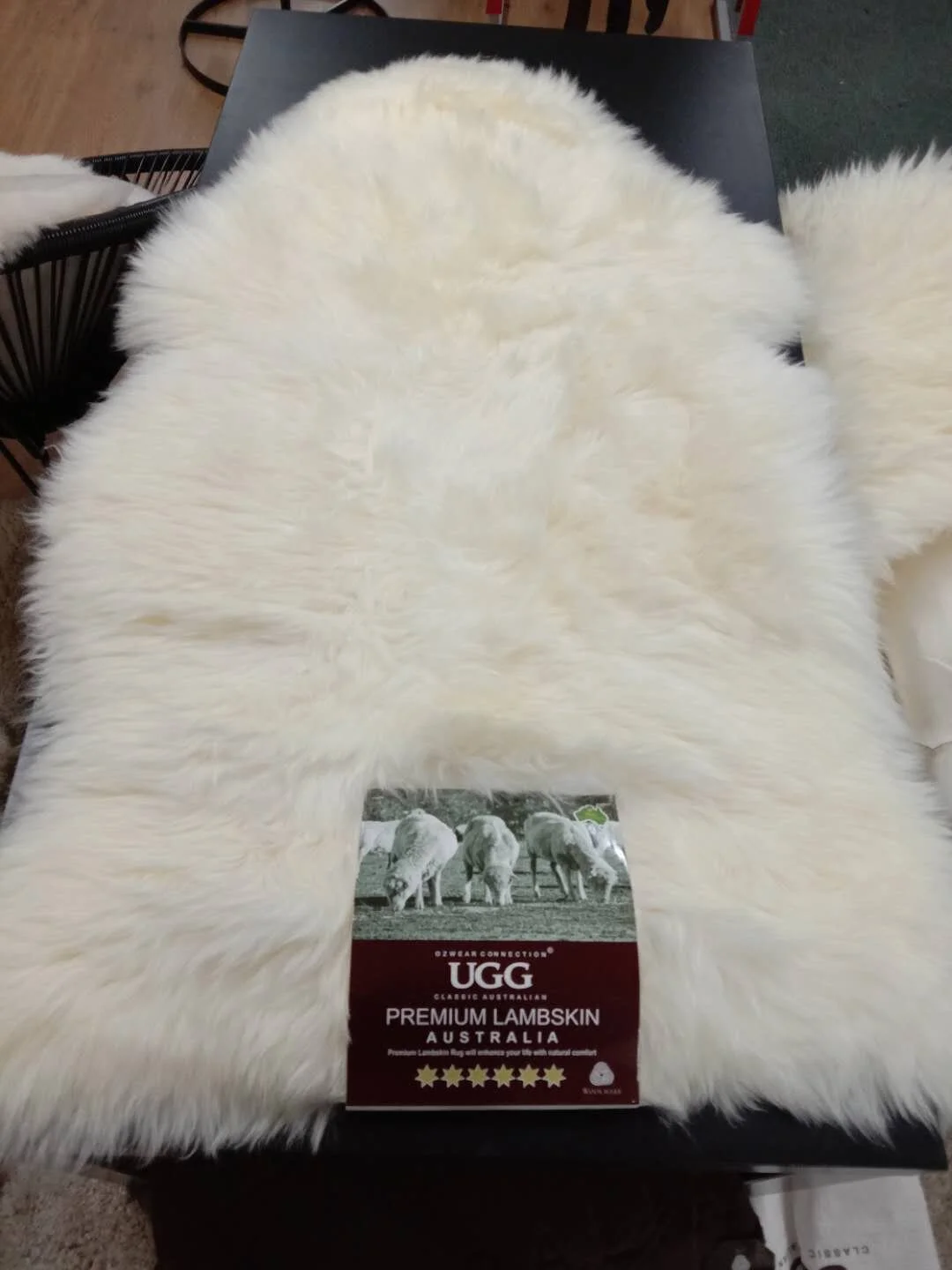 *Ozwear UGG SHEEPSKIN RUG - SINGLE (90cm x 55cm)