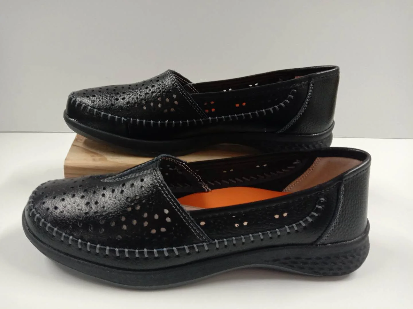 Just Bee -CENTO-Black