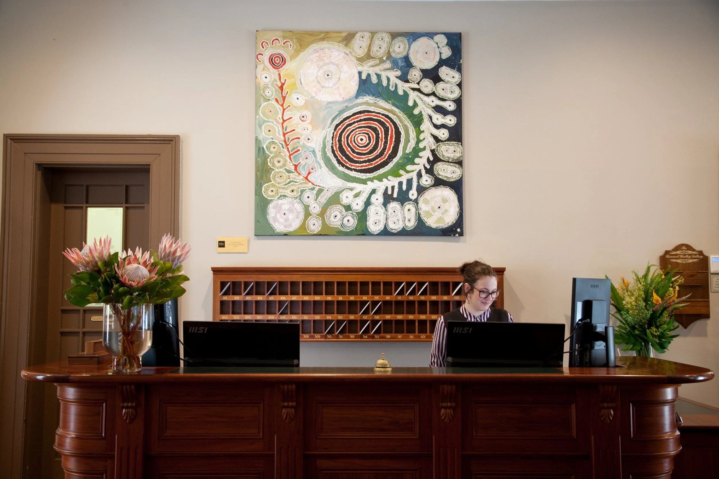 Hadley's reception with stunning art