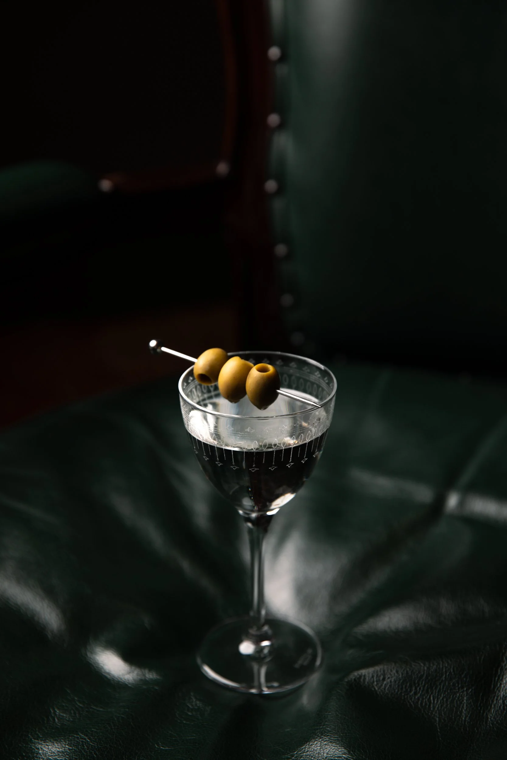 Hadley's Orient Bar November 2025_Olivia Sattler-41.jpg