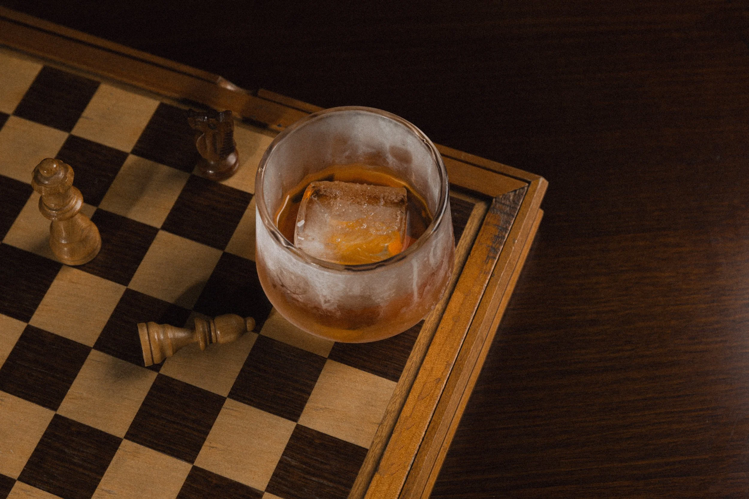 Hadley's Orient Bar November 2025_Olivia Sattler-17.jpg