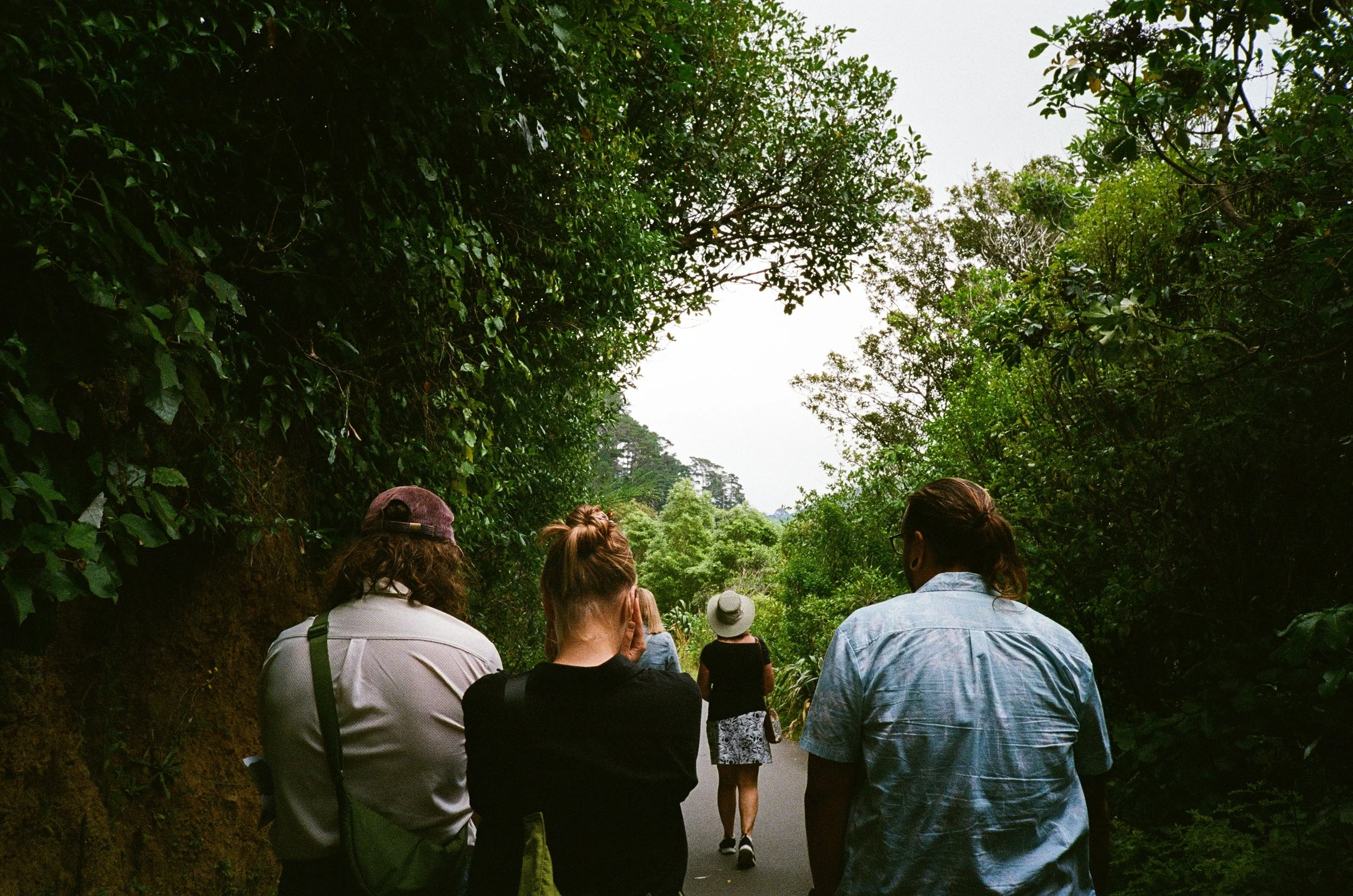 (Wellington) - Went to a bird sanctuary to see some of the native birds. We saw pretty much everyone we hoped to see. In the photo is Robbie, Christina, and Pete (A long time friend of theirs and officiant of the wedding)