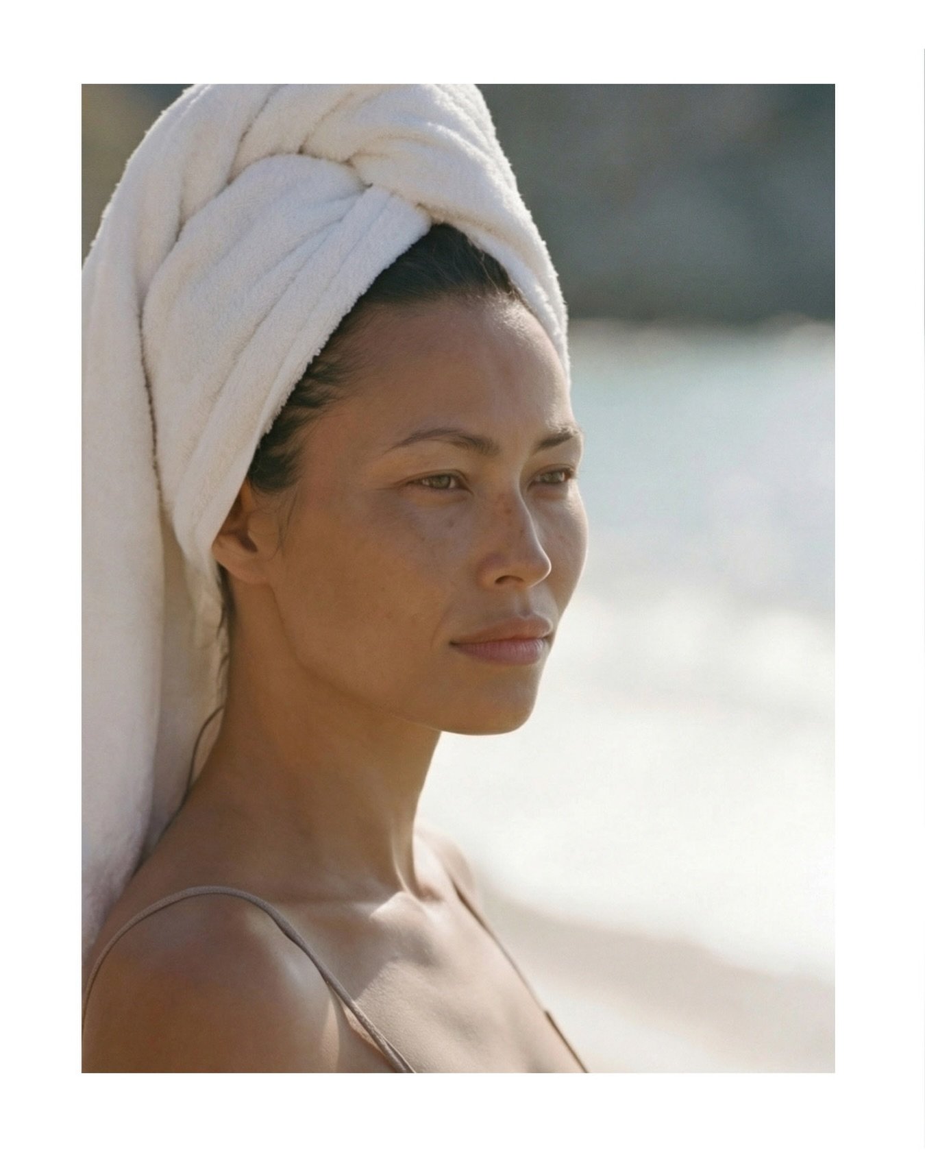 The ritual after the ocean ~ 
When the sun lingers and the salt is still on your skin.  A beautiful time to restore.
⠀⠀⠀⠀⠀⠀⠀⠀⠀