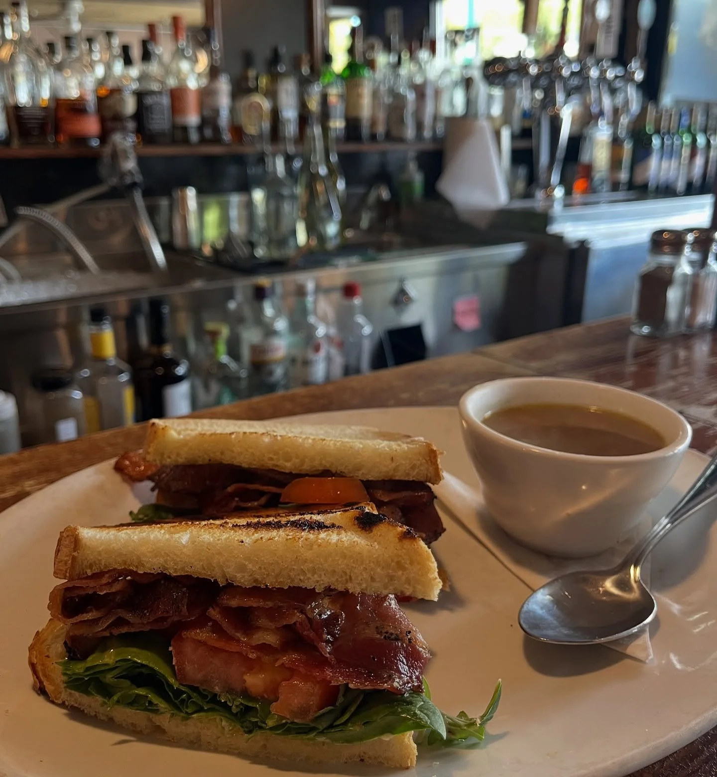 Grilled Sourdough BLT served with our freshly made daily soup: 5-Spiced Chicken and Rice! 
Available all day, and yes, we are open until 8pm tonight! See you soonπ₯π₯¬π
Veg bacon available for substitution or make it a hell yeah with a fried egg ins