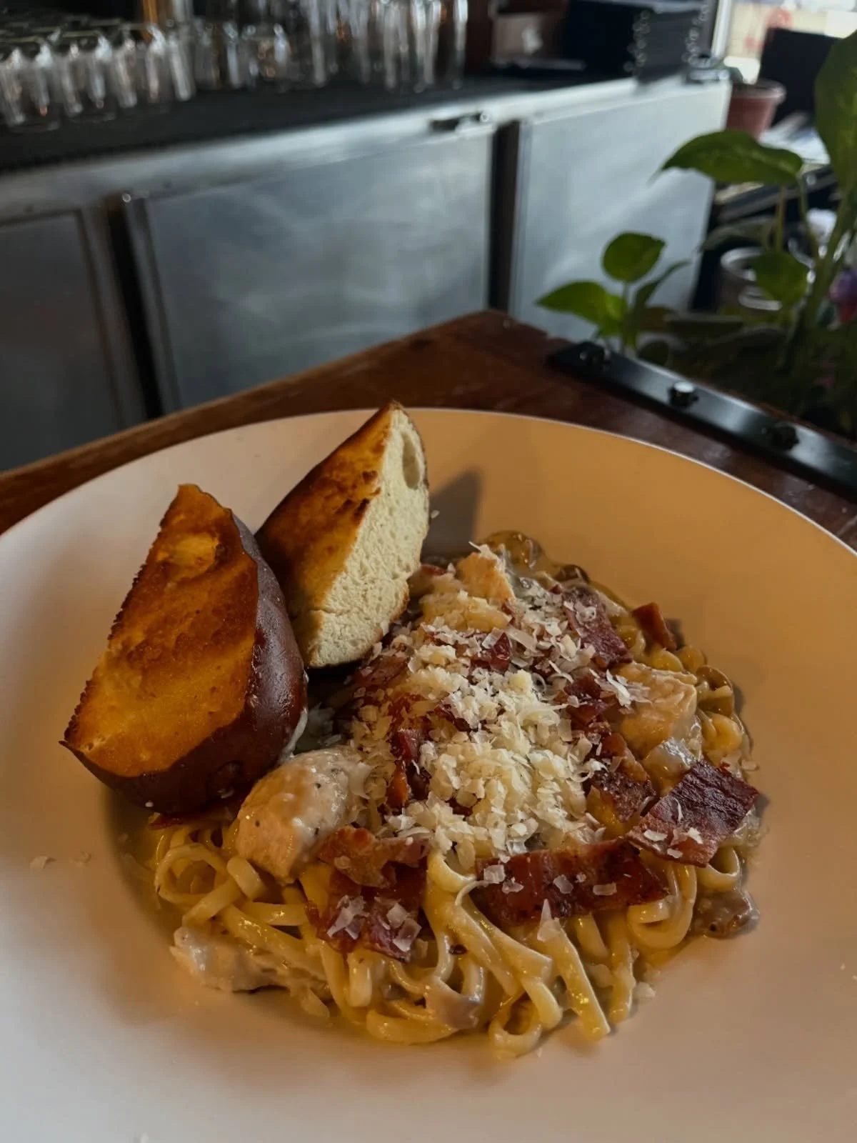 NEW PASTA ALERT!! CHICKEN BACON ALFREDO!!
Based on a fan favourite: Linguine Alfredo add chicken. 
However, this comes with both saut&eacute;ed mushrooms and real chopped bacon as well! Topped with Reggiano cheese, this high protein comfort meal is t