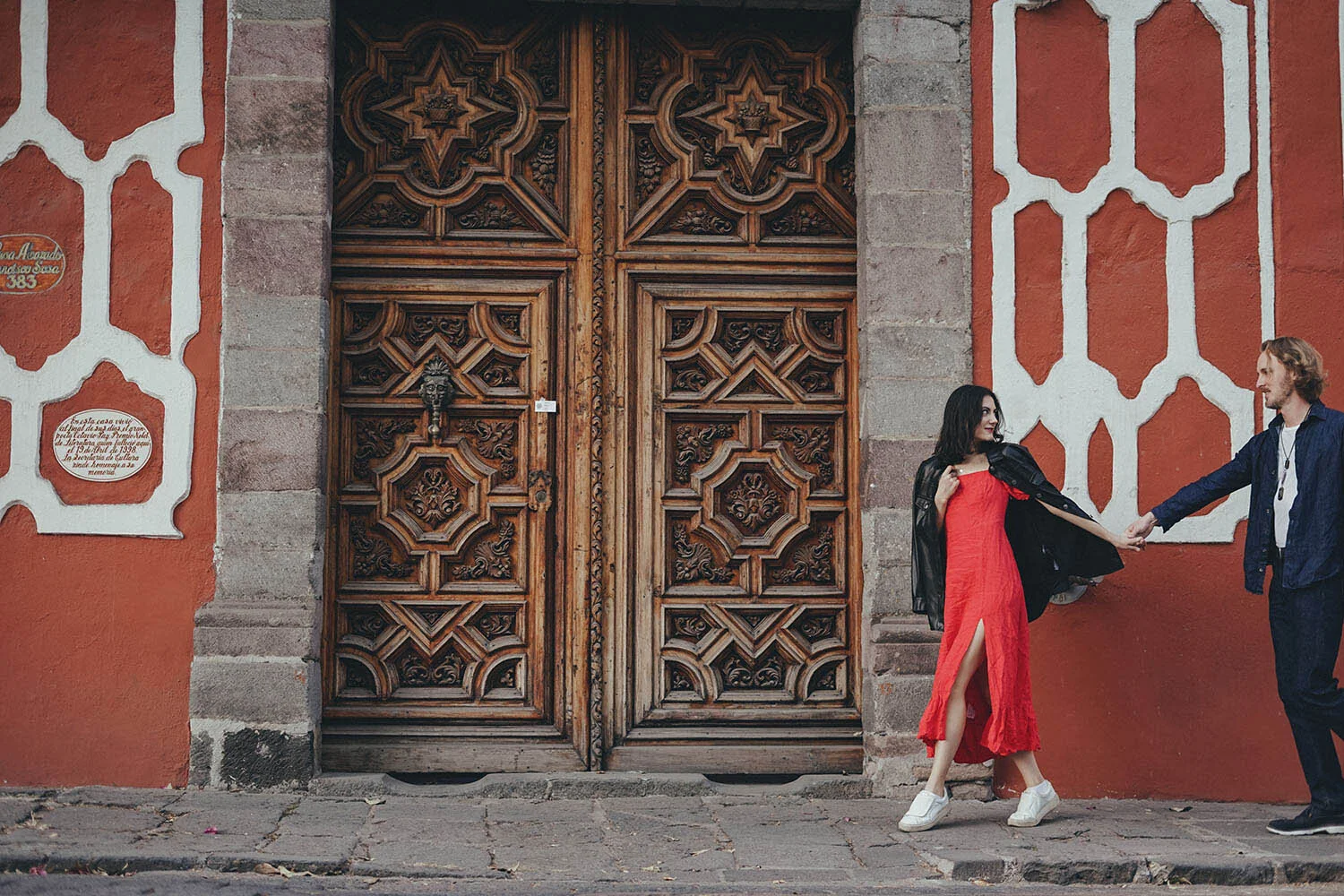 couple photoshoot in coyoacan.jpg