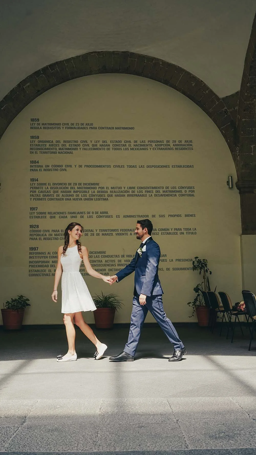 boda divertida civil en la cdmx7.jpg